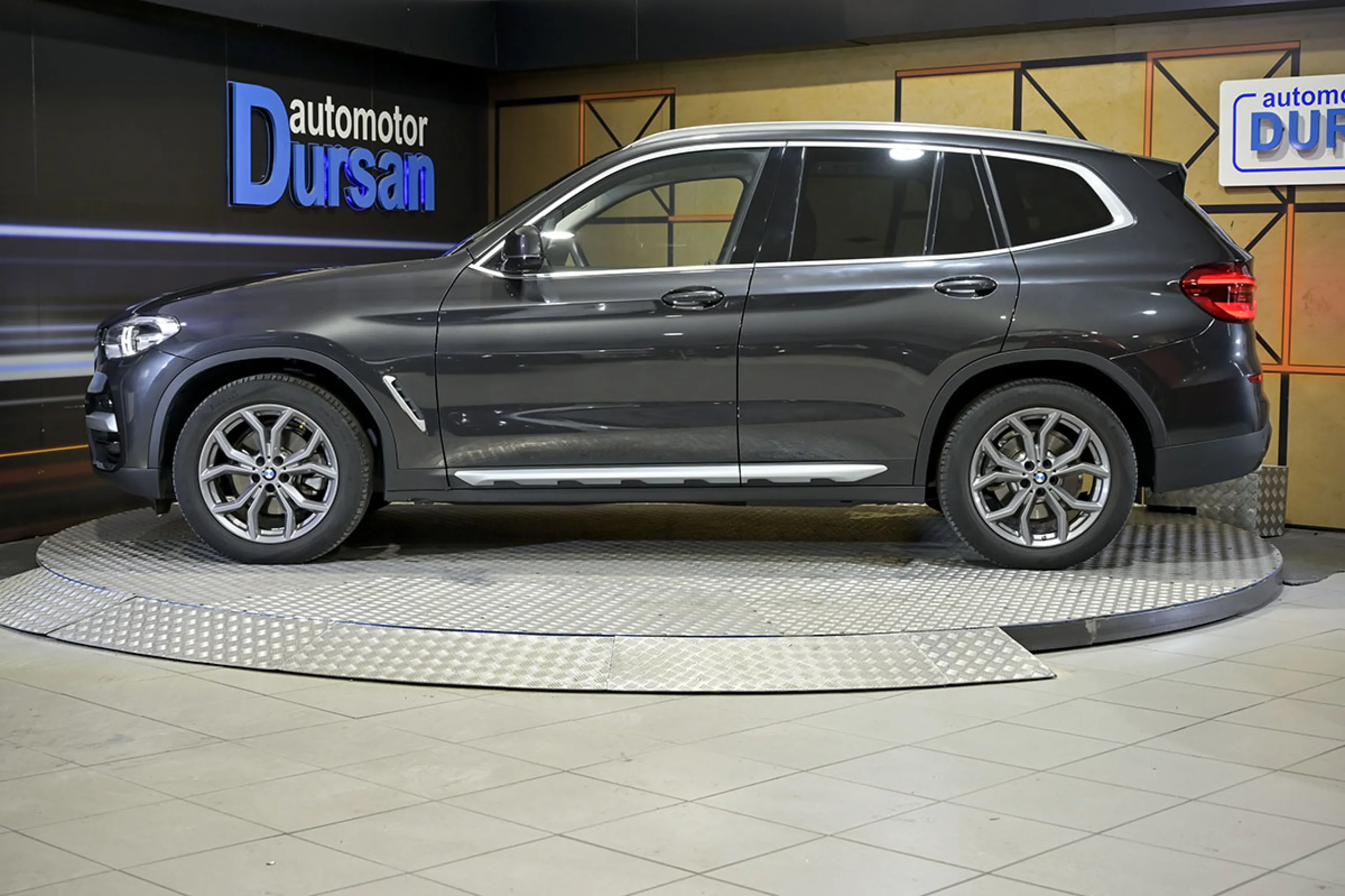 BMW X3 xDrive20d - Foto 18