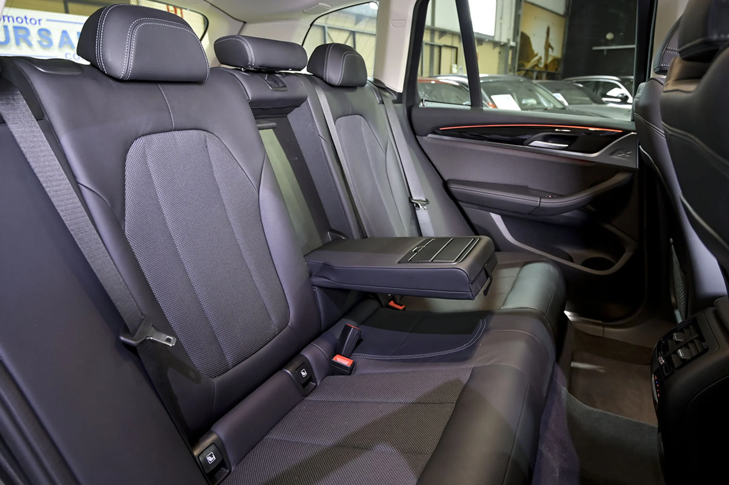 BMW X3 xDrive20d - Foto 17