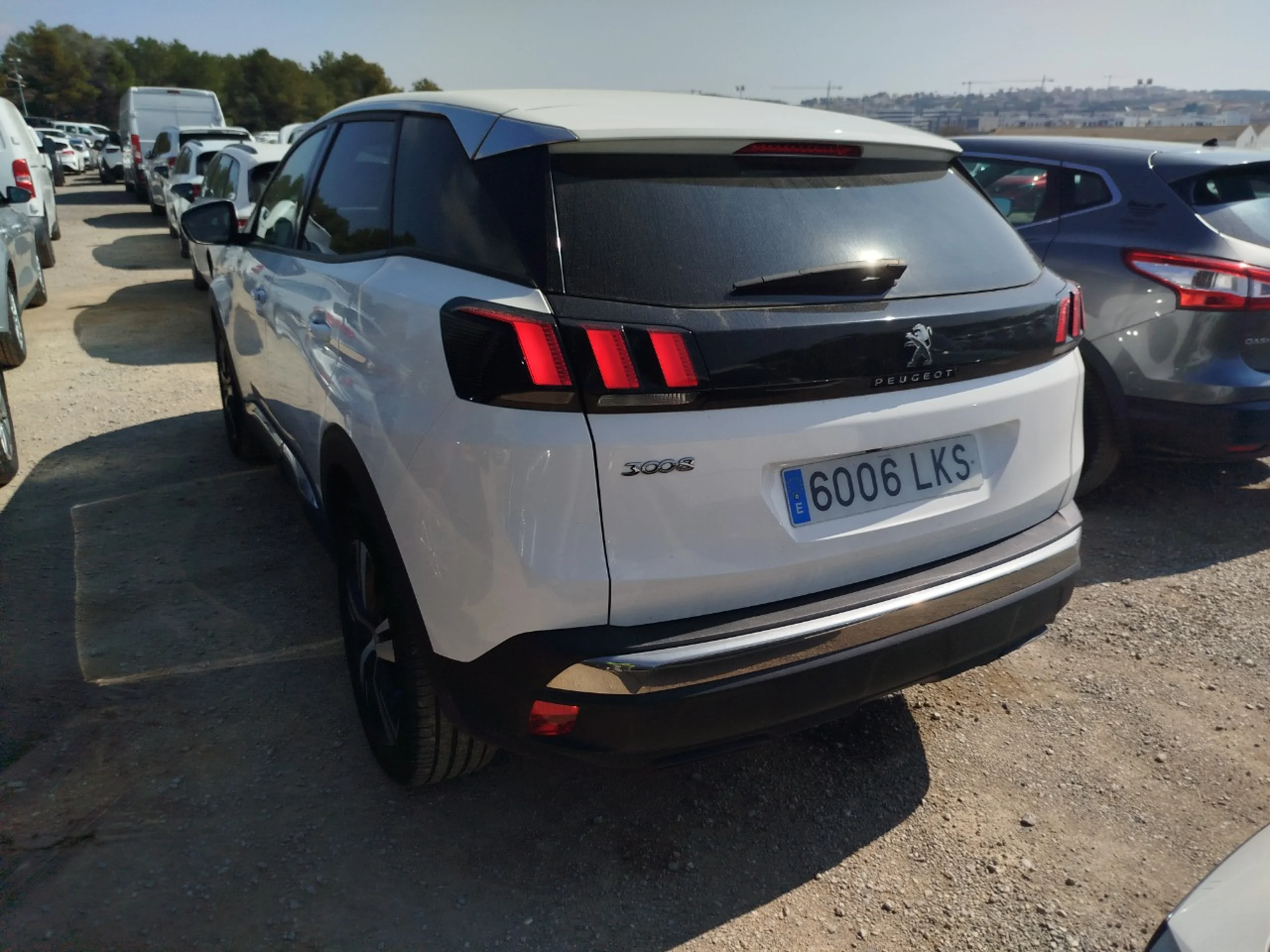 Peugeot 3008 1.5 BlueHDi 96kW (130CV) S&amp;S Allure - Foto 6
