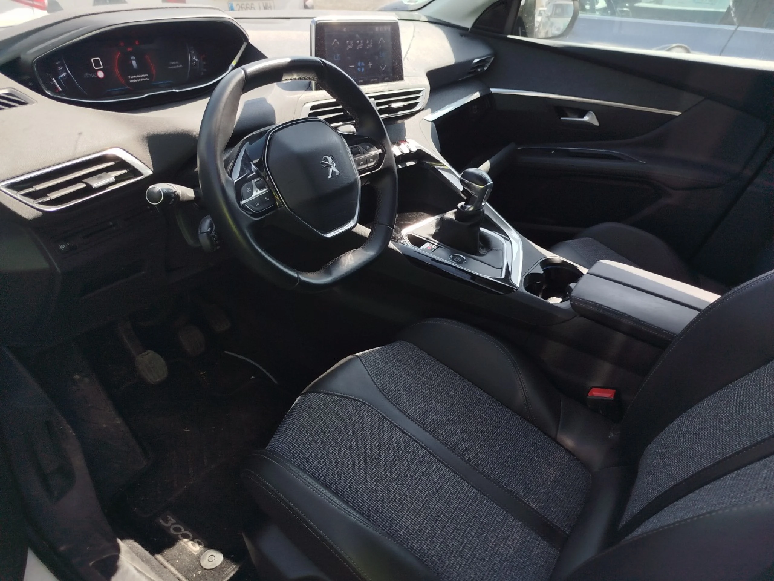 Peugeot 3008 1.5 BlueHDi 96kW (130CV) S&amp;S Allure - Foto 7