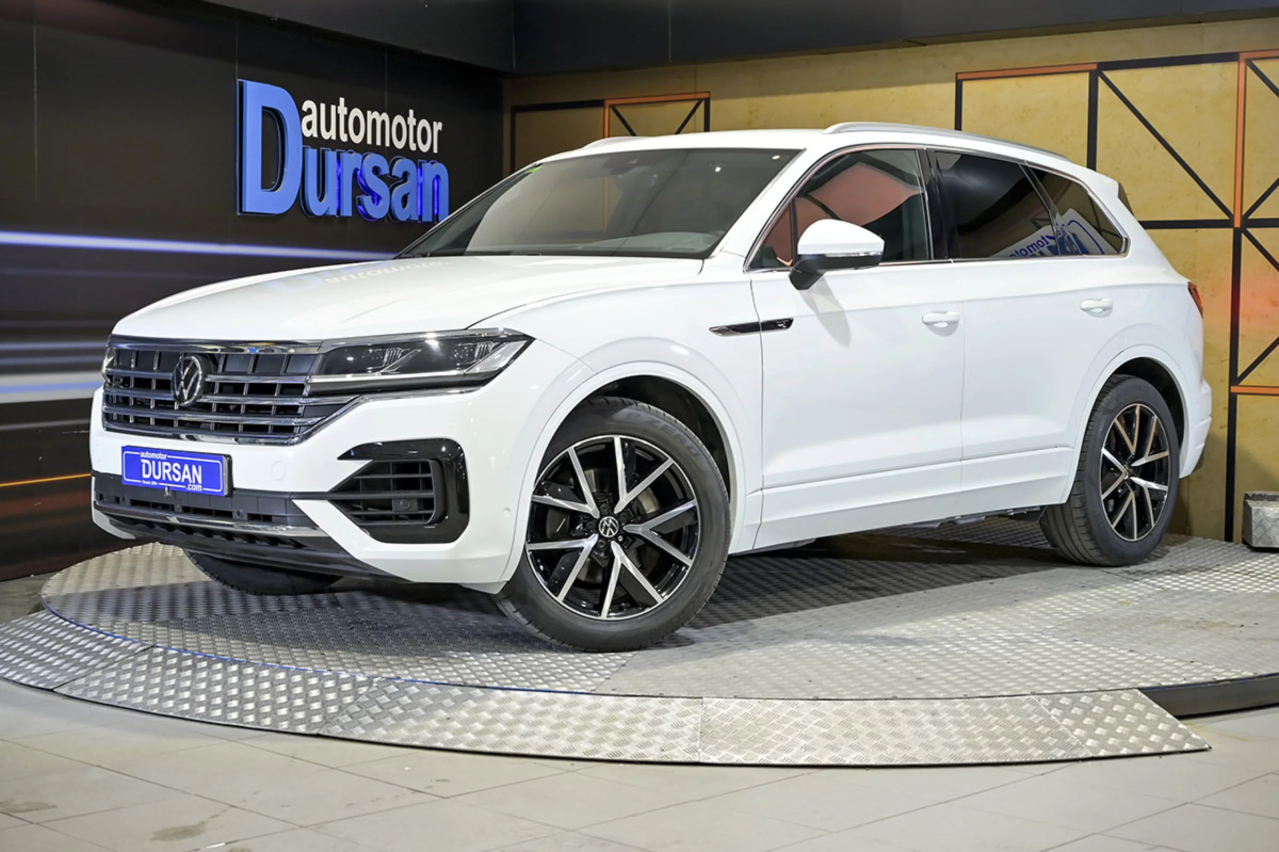 Volkswagen Touareg Prem Eleg 3.0 V6 TDI 210kW Tip 4M - Foto 1