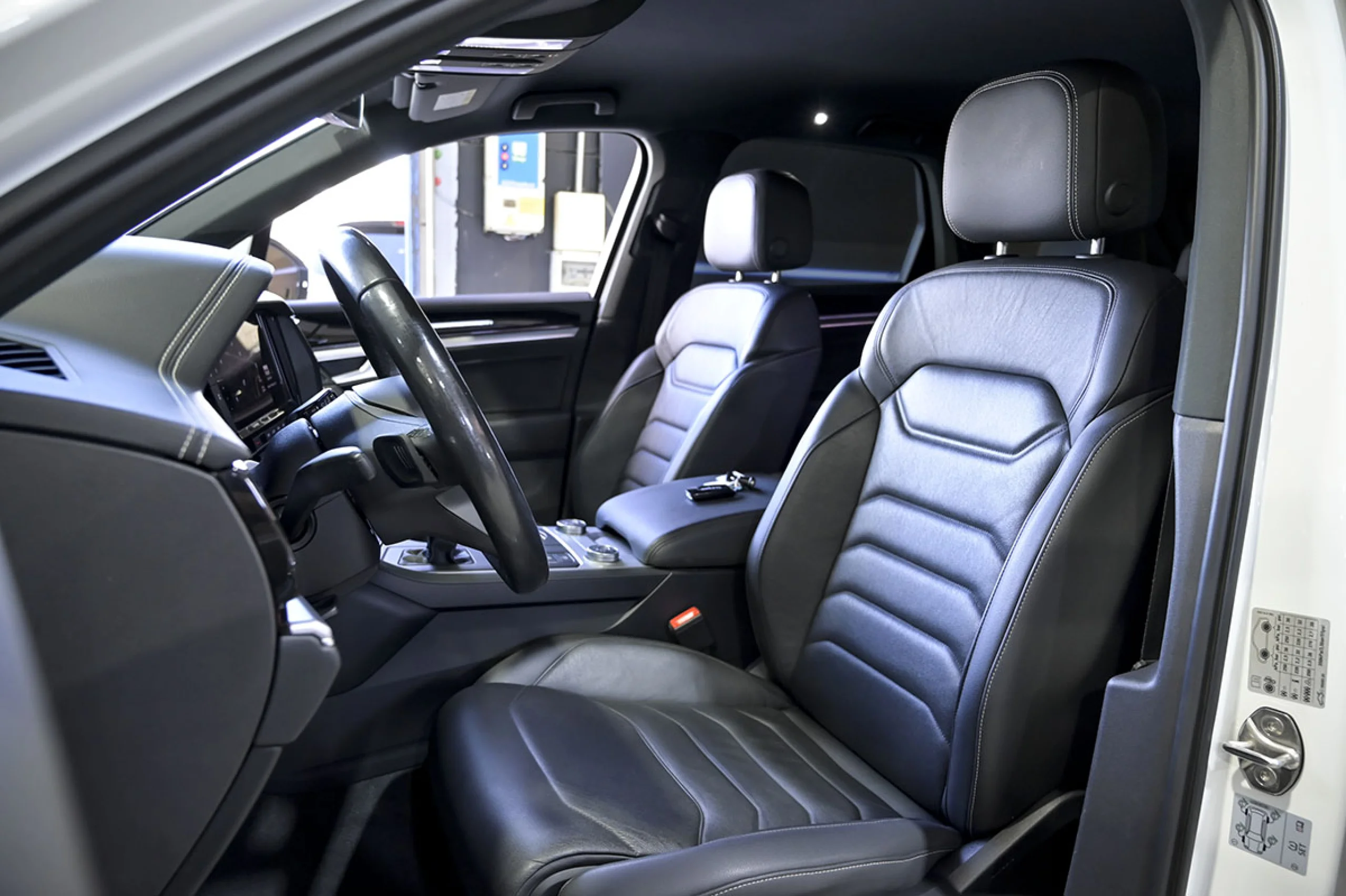 Volkswagen Touareg Prem Eleg 3.0 V6 TDI 210kW Tip 4M - Foto 9