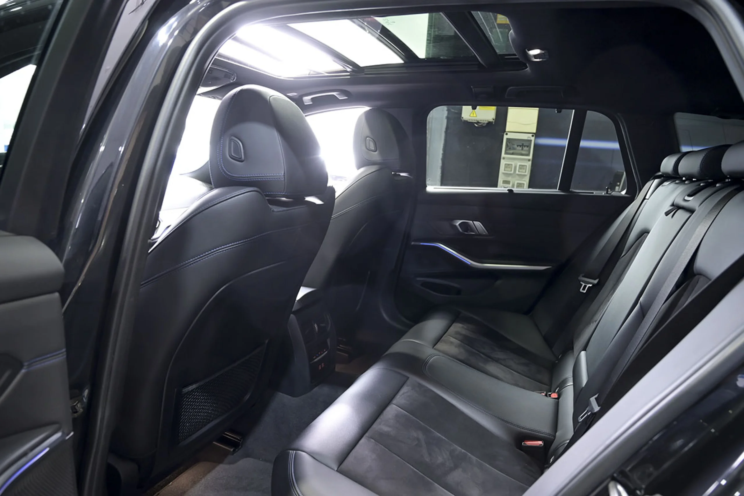 BMW 320 Serie 3 320d xDrive Automatica Touring - Foto 22