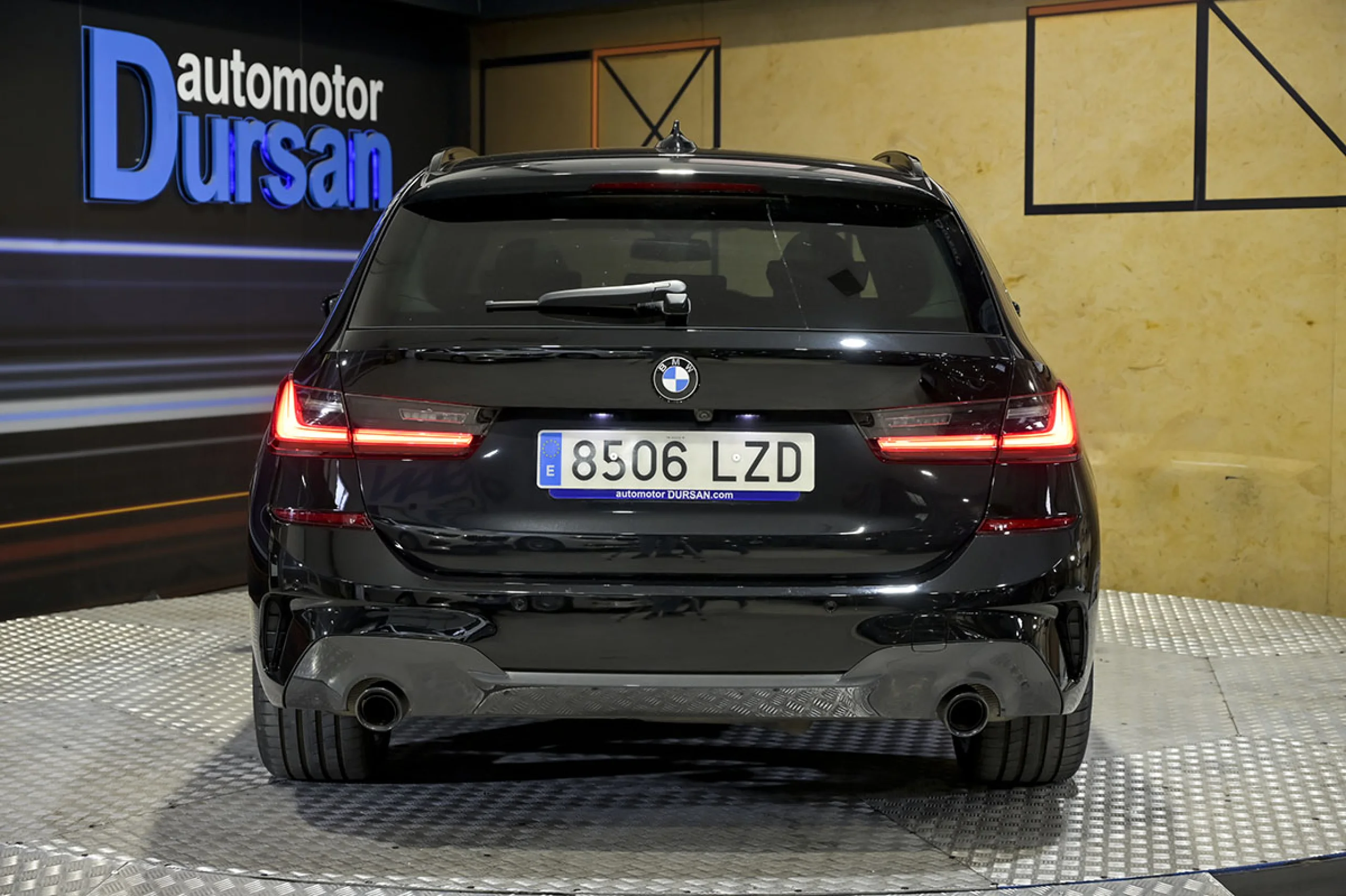 BMW 320 Serie 3 320d xDrive Automatica Touring - Foto 13