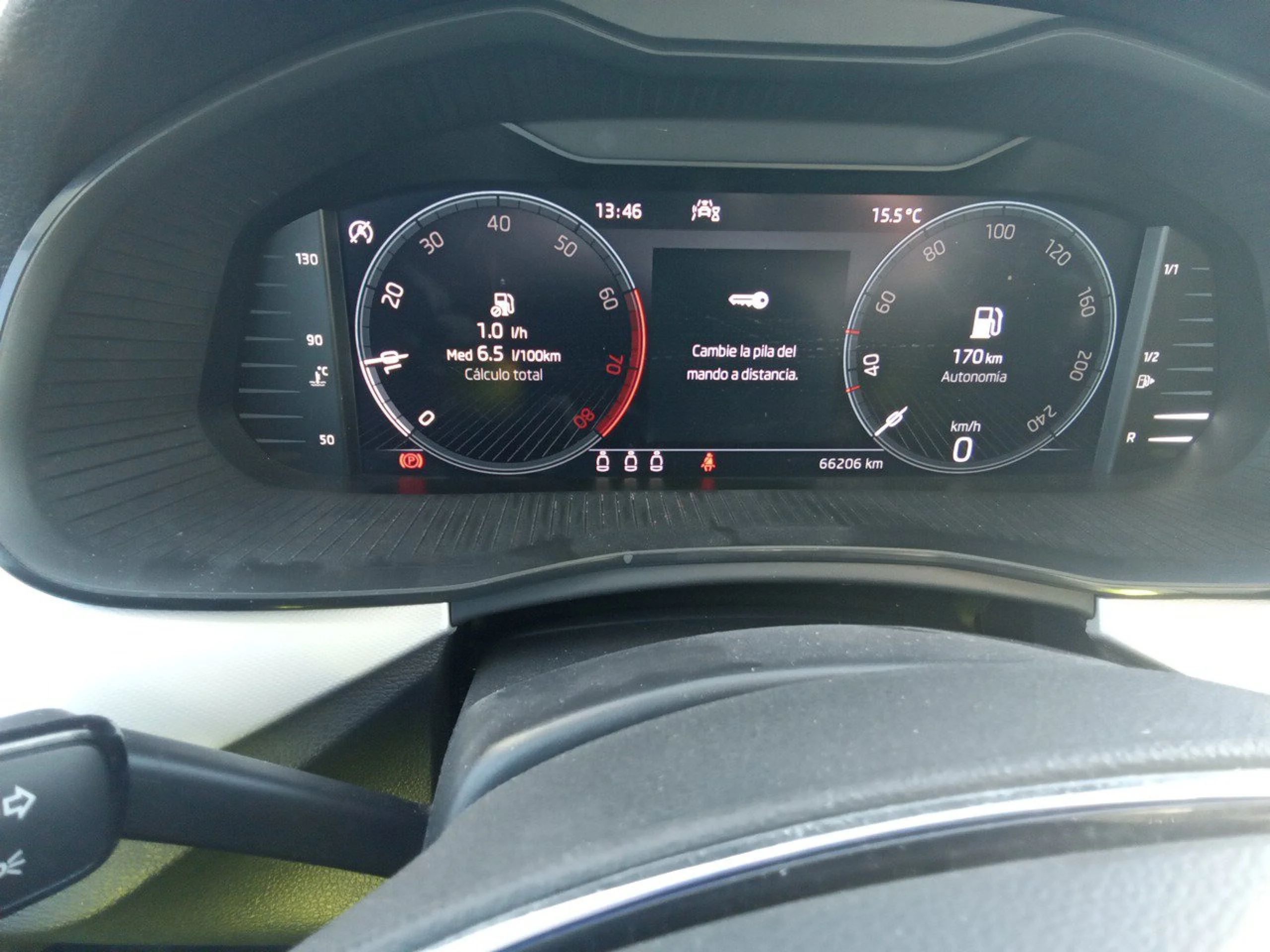 Skoda Kamiq 1.0 TSI 81kW (110CV) Emotion - Foto 8