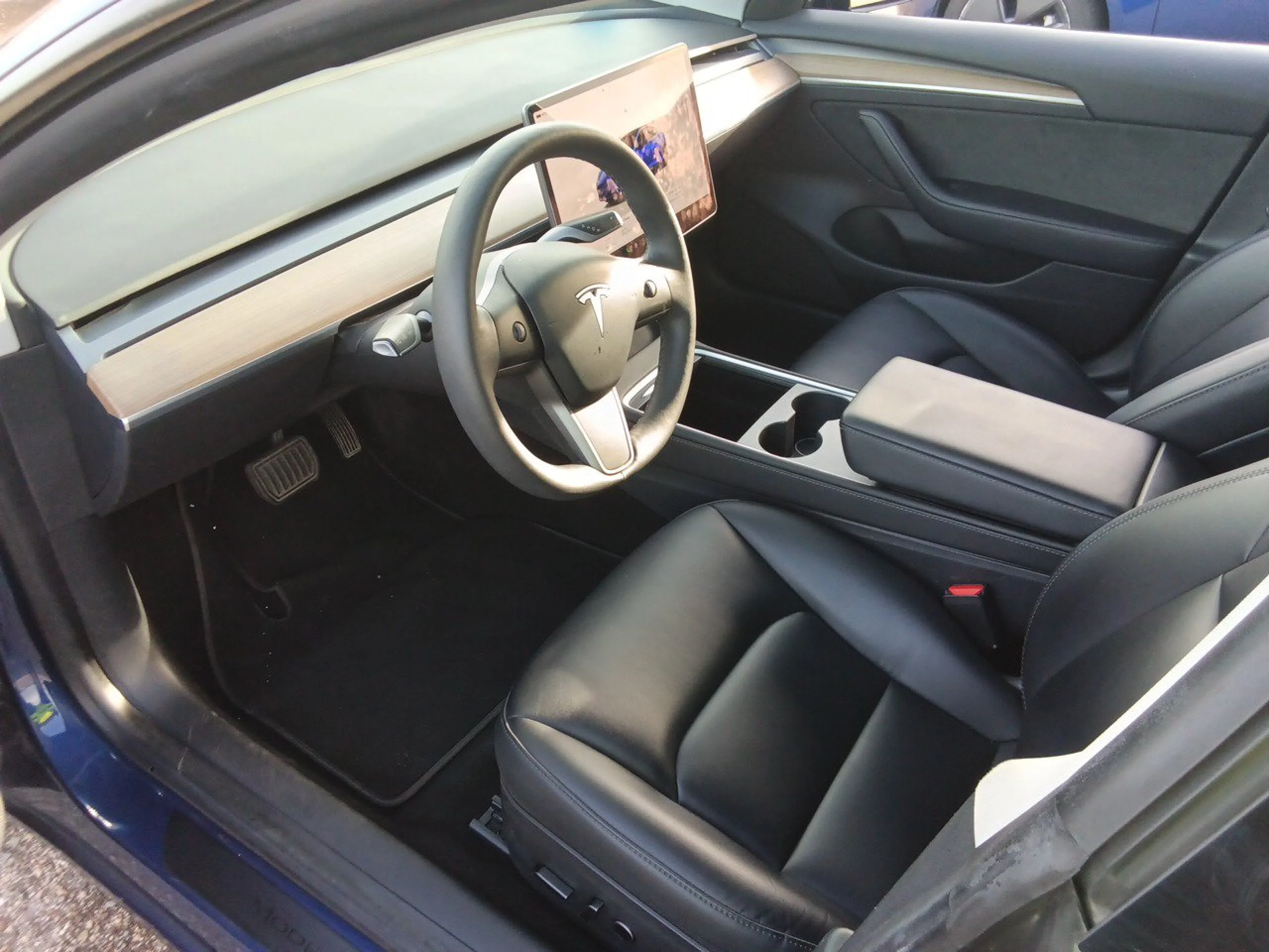 TESLA Model 3 RWD - Foto 7