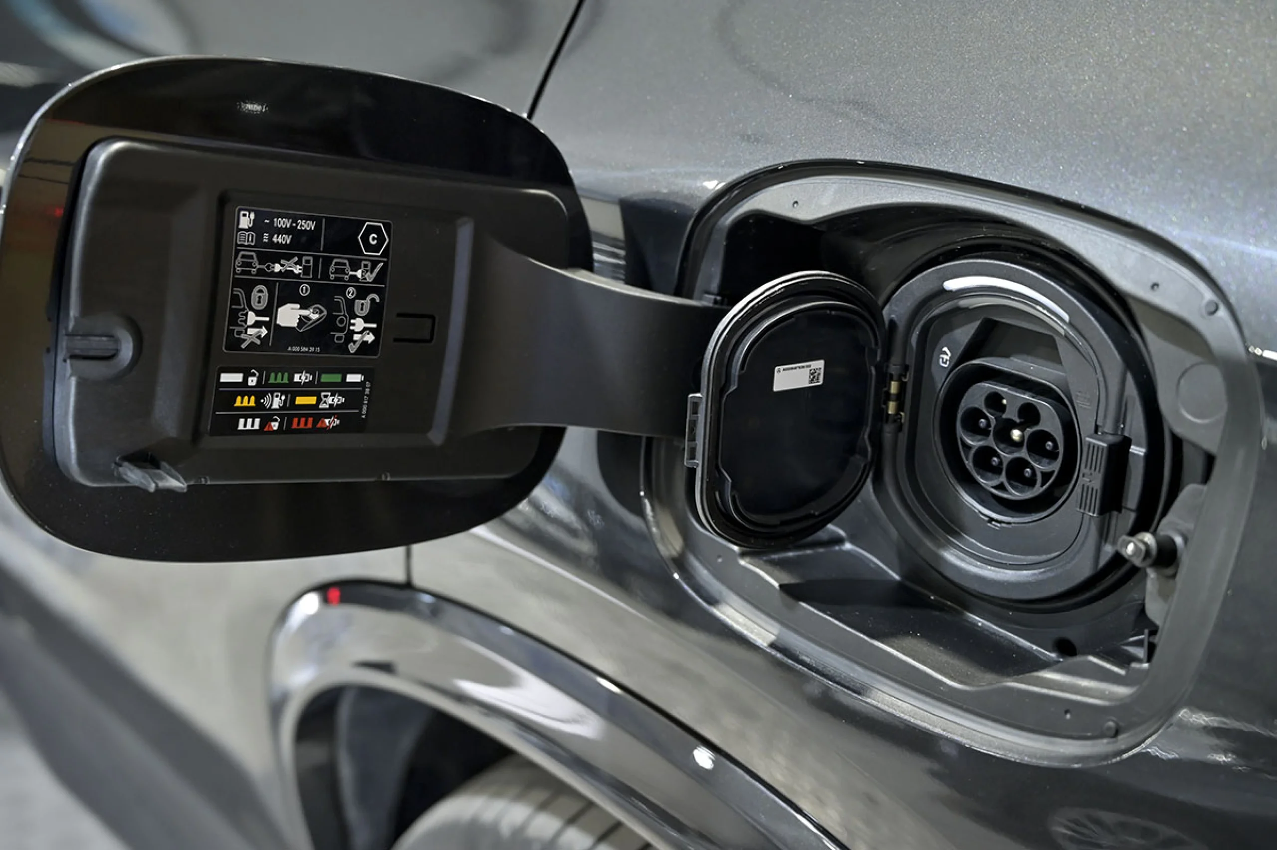 Mercedes-Benz GLC 300 MERCEDES-BENZ GLC GLC 300 de 4MATIC - Foto 15