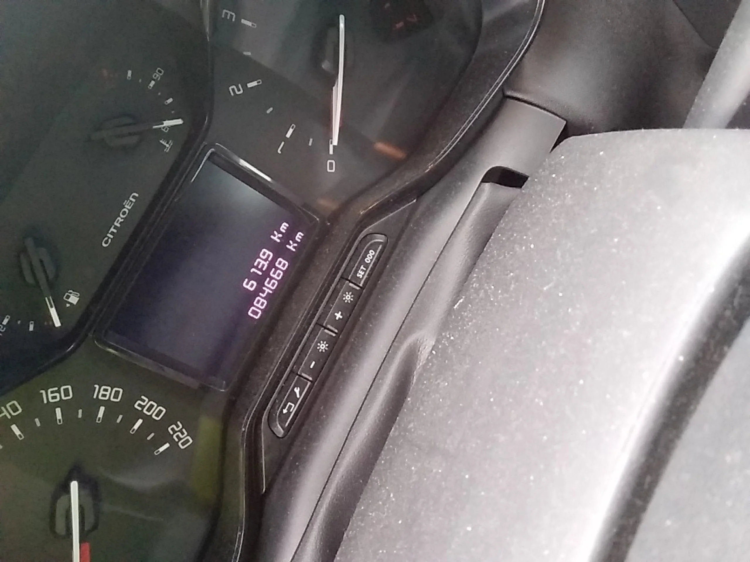 Citroen C3 Aircross BlueHDi 81kW (110CV) S&amp;S Feel Pack - Foto 8