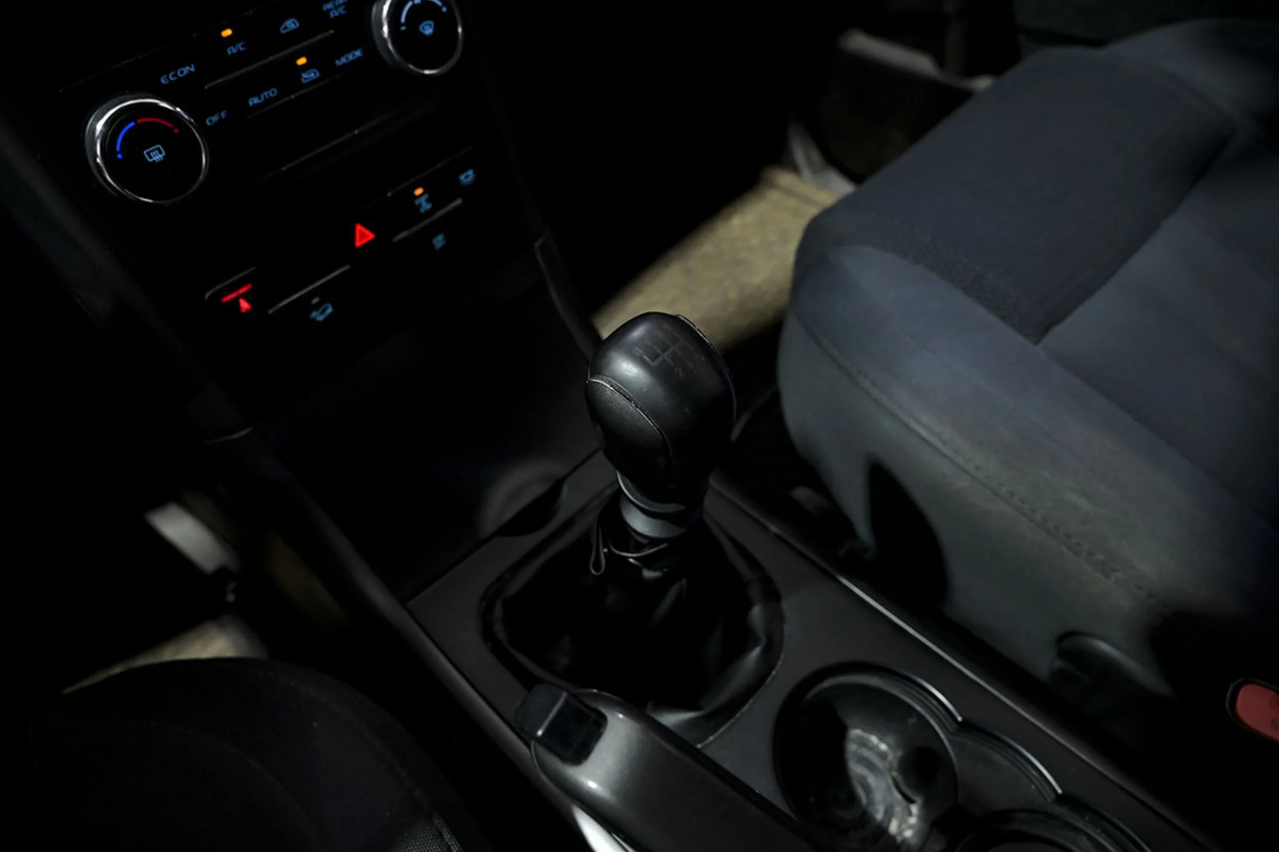 Mahindra XUV500 FWD 4X2 W6 - Foto 21