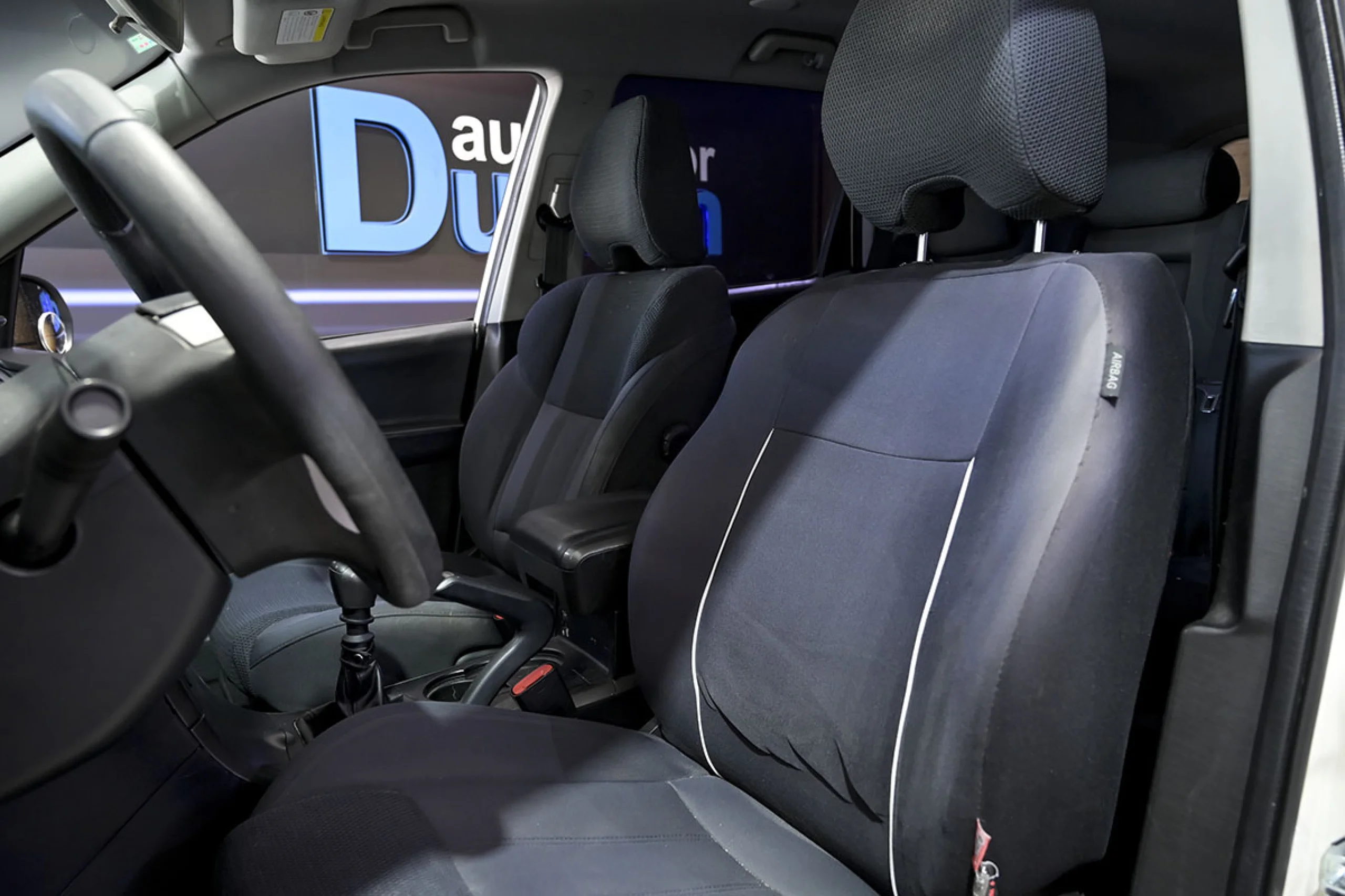 Mahindra XUV500 FWD 4X2 W6 - Foto 7