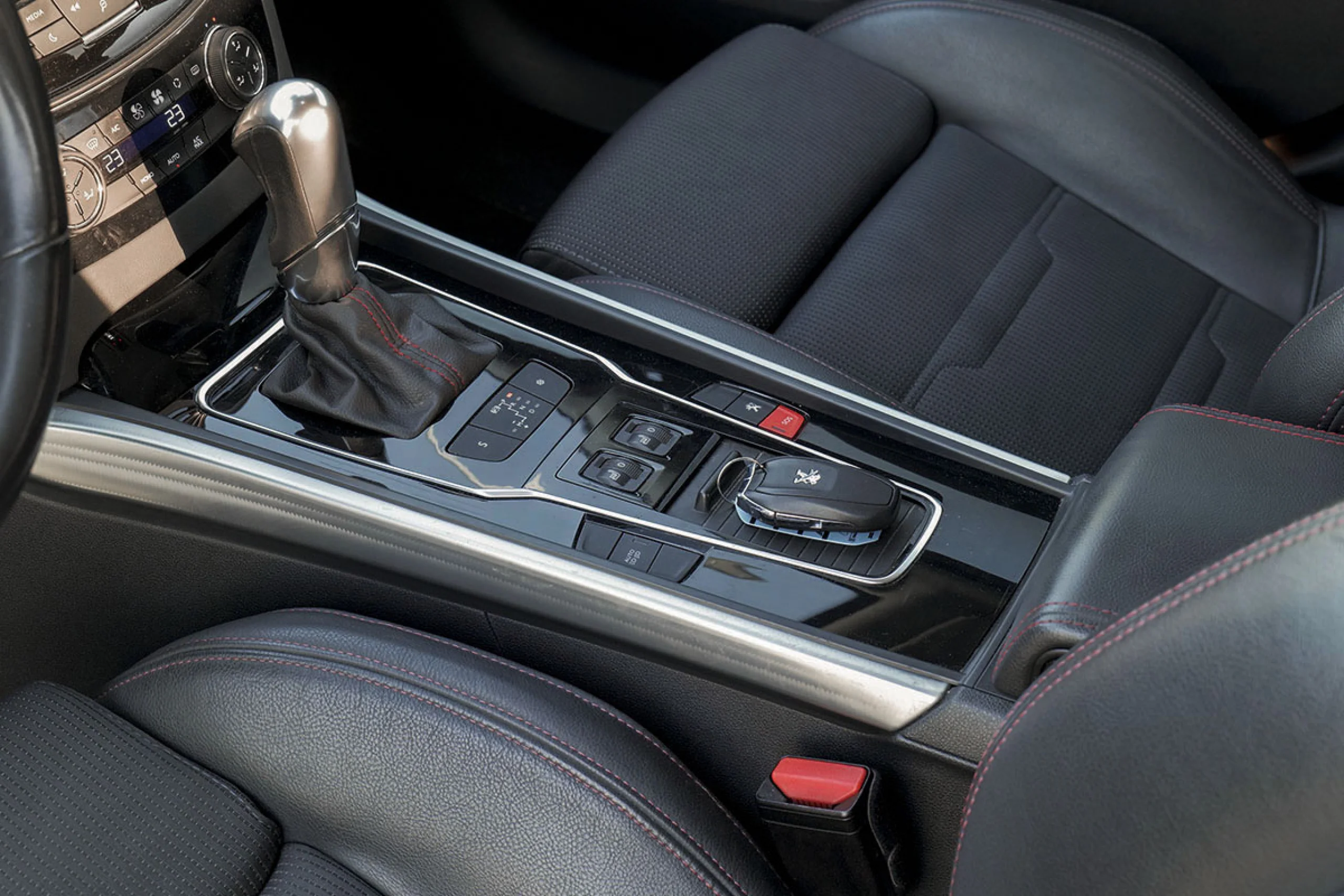 Peugeot 508 GT 2.0 BlueHDi 133KW 180CV Autom. - Foto 25