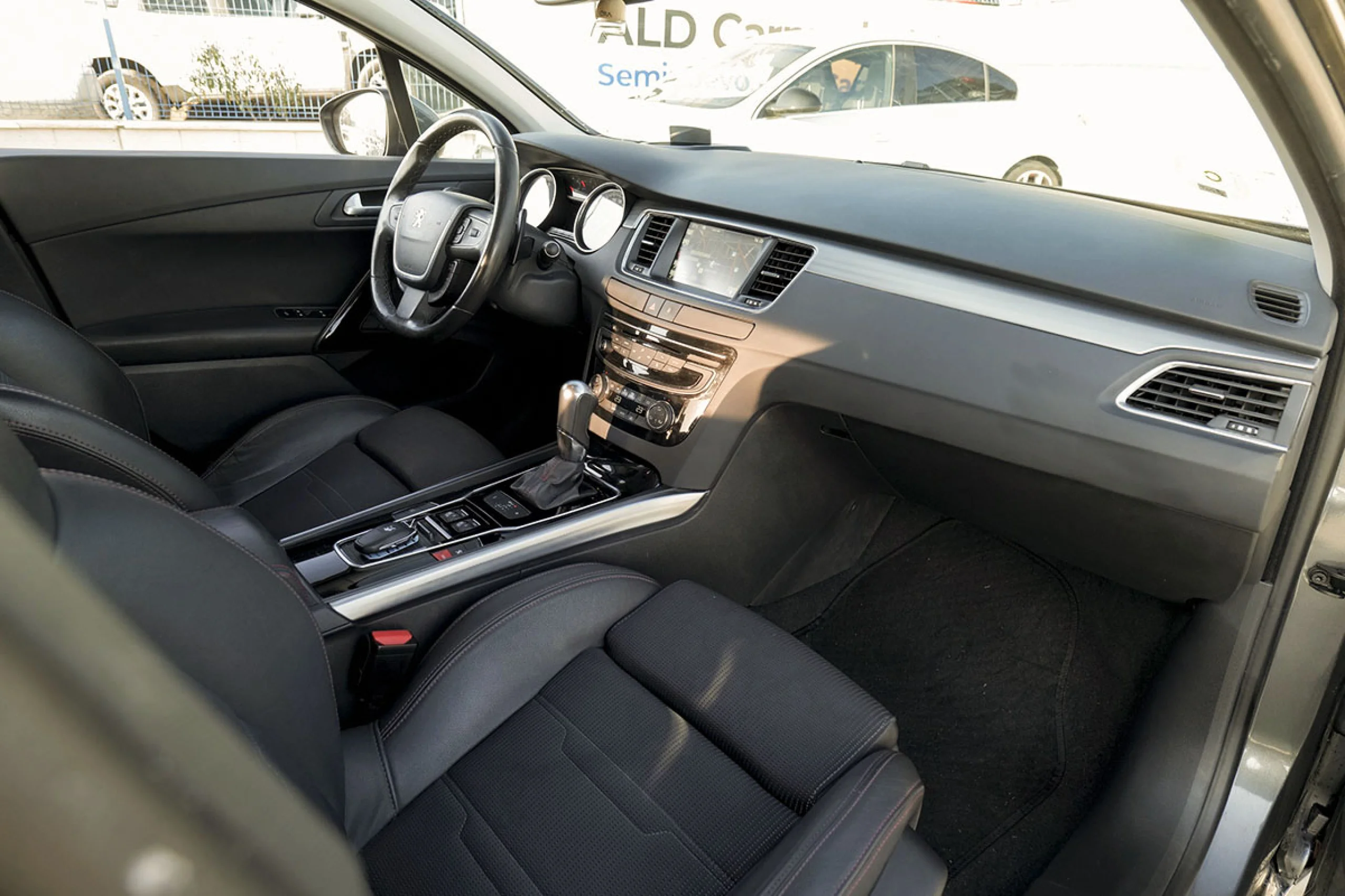 Peugeot 508 GT 2.0 BlueHDi 133KW 180CV Autom. - Foto 29