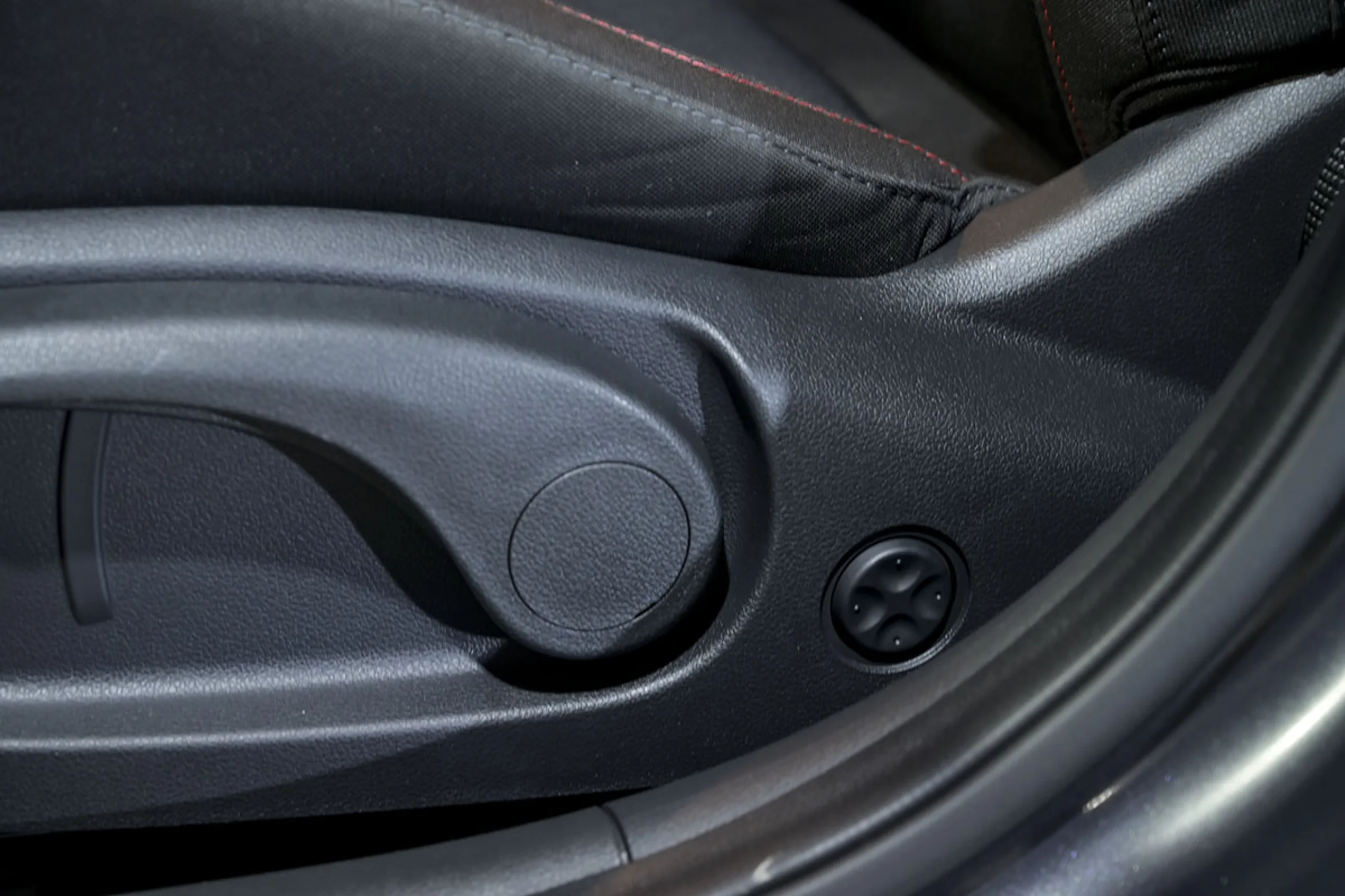 Hyundai I30 1.5 TGDI 48V N Line DCT - Foto 24