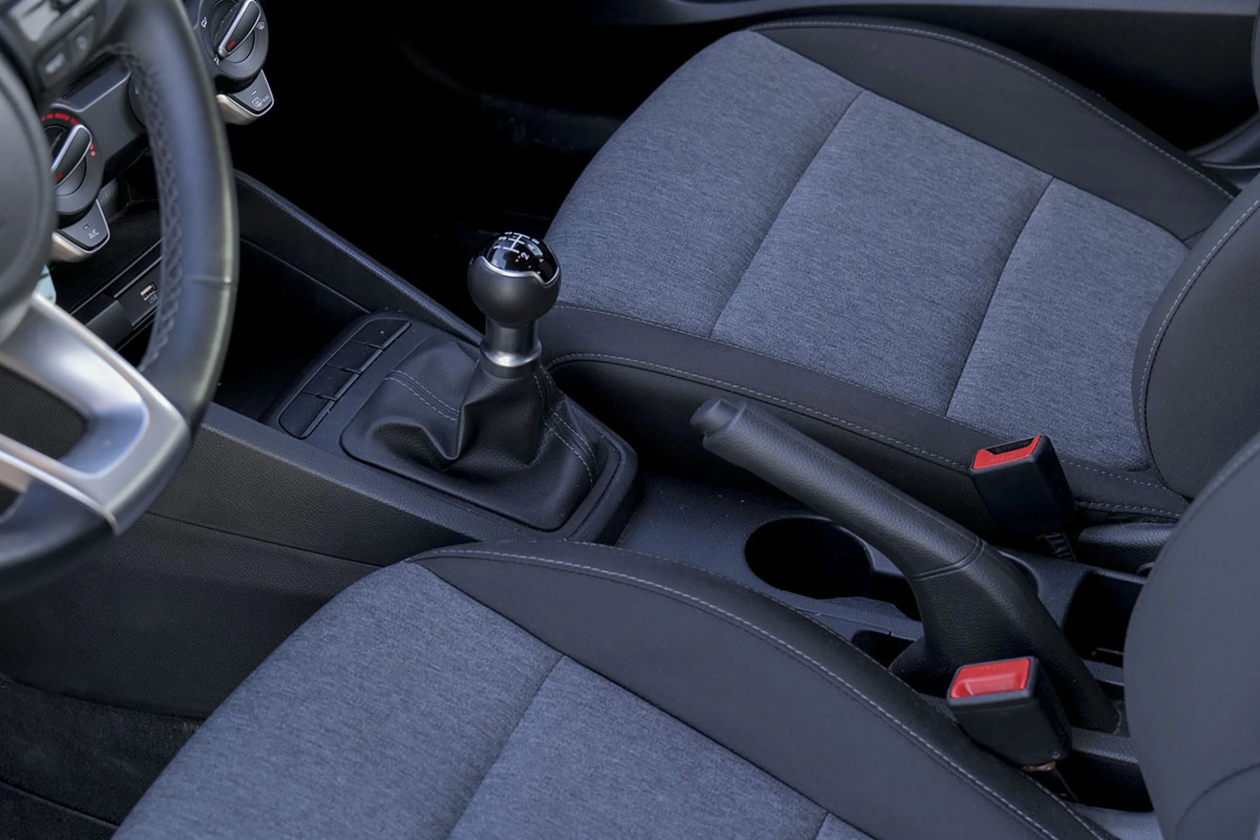 Kia Stonic 1.2 DPi 62kW 84CV Concept - Foto 26