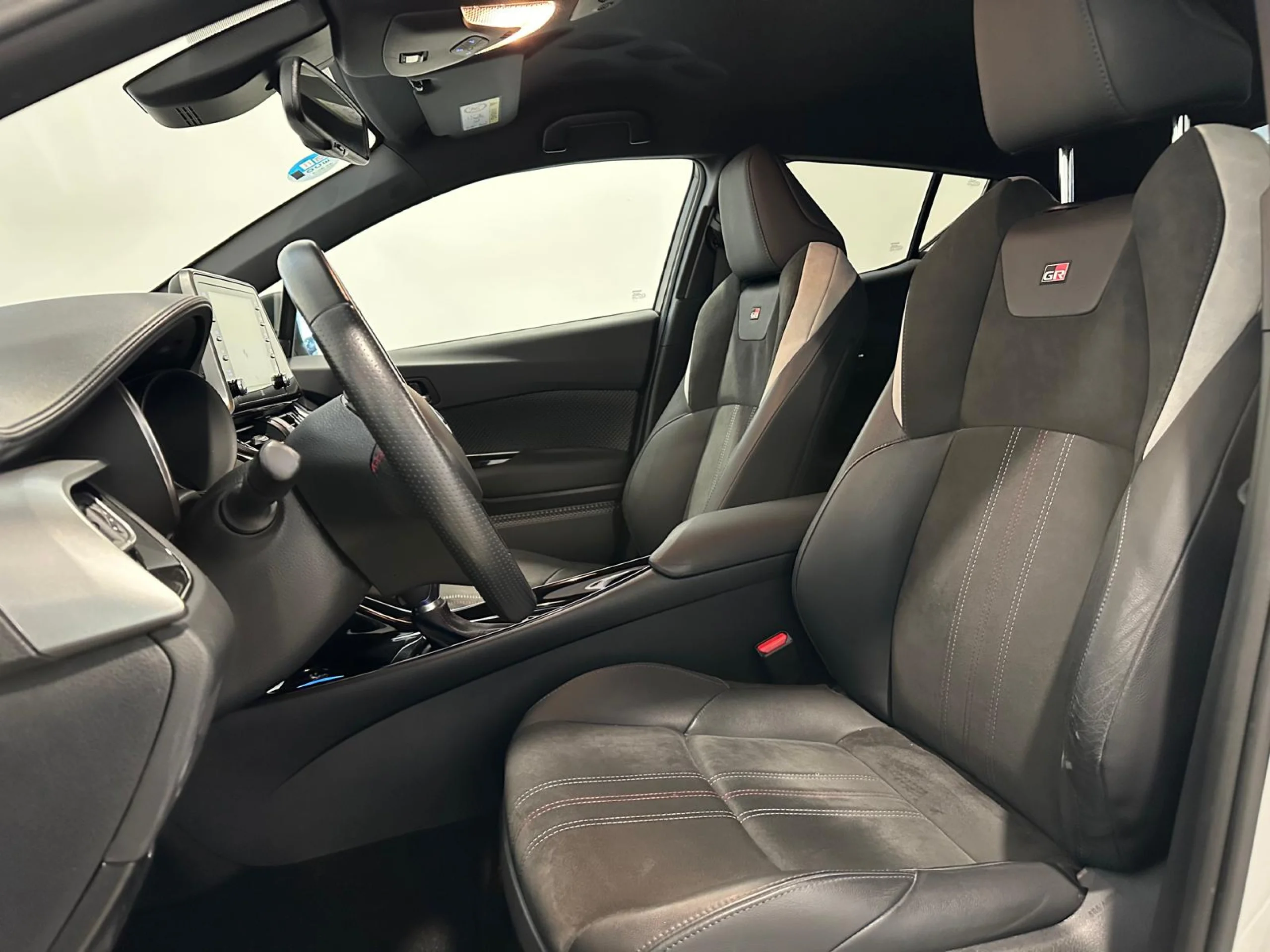 Toyota C-HR 2.0 180h GR Sport - Foto 5