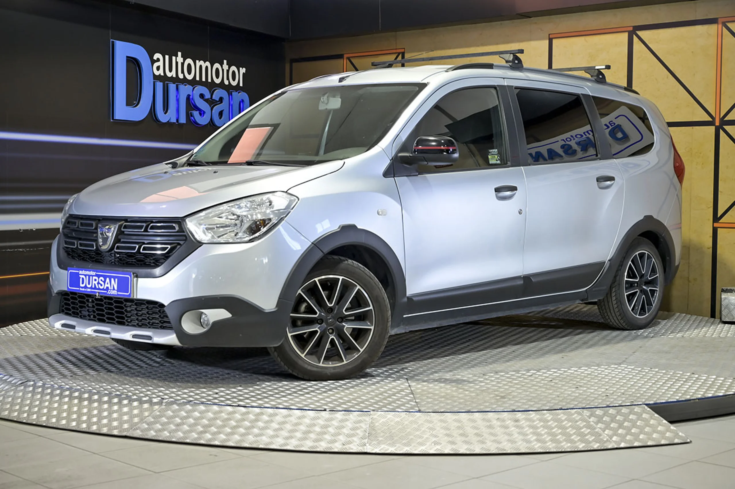 Dacia Lodgy SL Xplore Blue dCi 85kW115CV 5Pl  18 - Foto 1