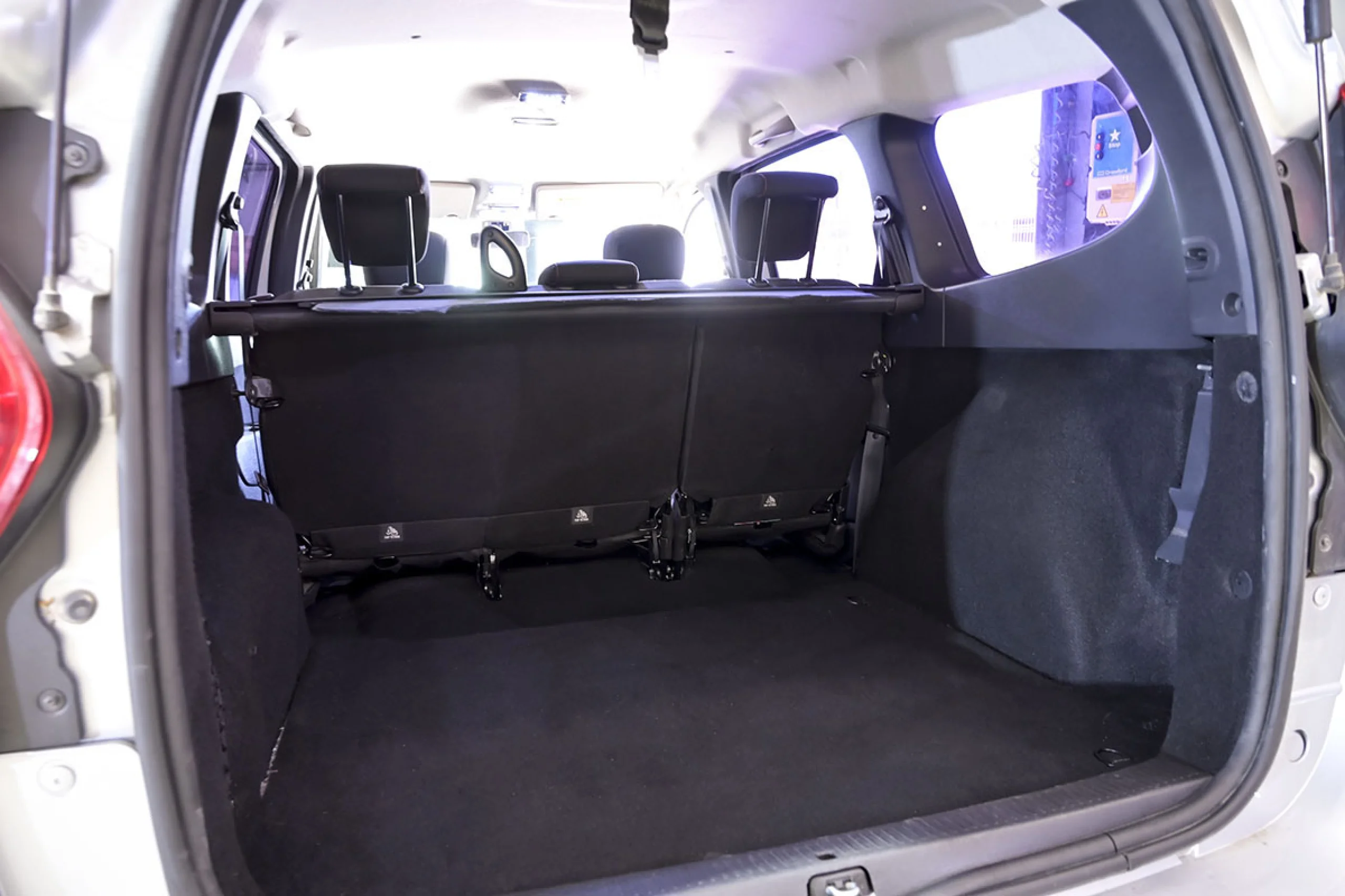 Dacia Lodgy SL Xplore Blue dCi 85kW115CV 5Pl  18 - Foto 13