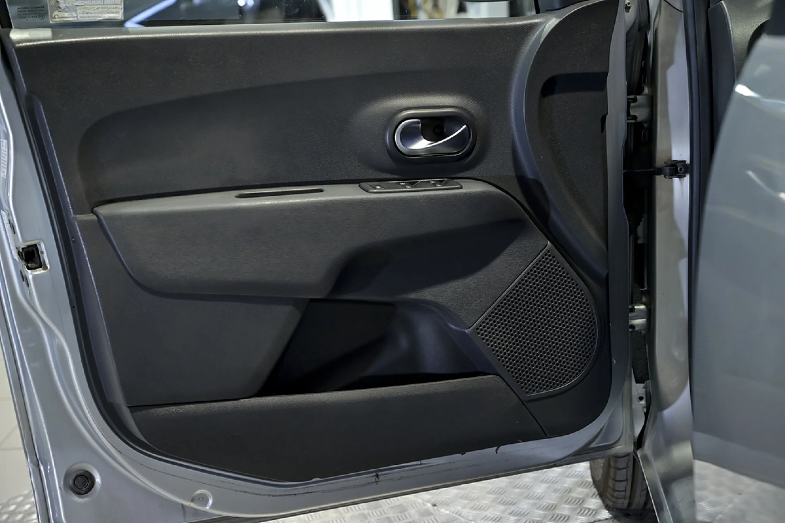 Dacia Lodgy SL Xplore Blue dCi 85kW115CV 5Pl  18 - Foto 21