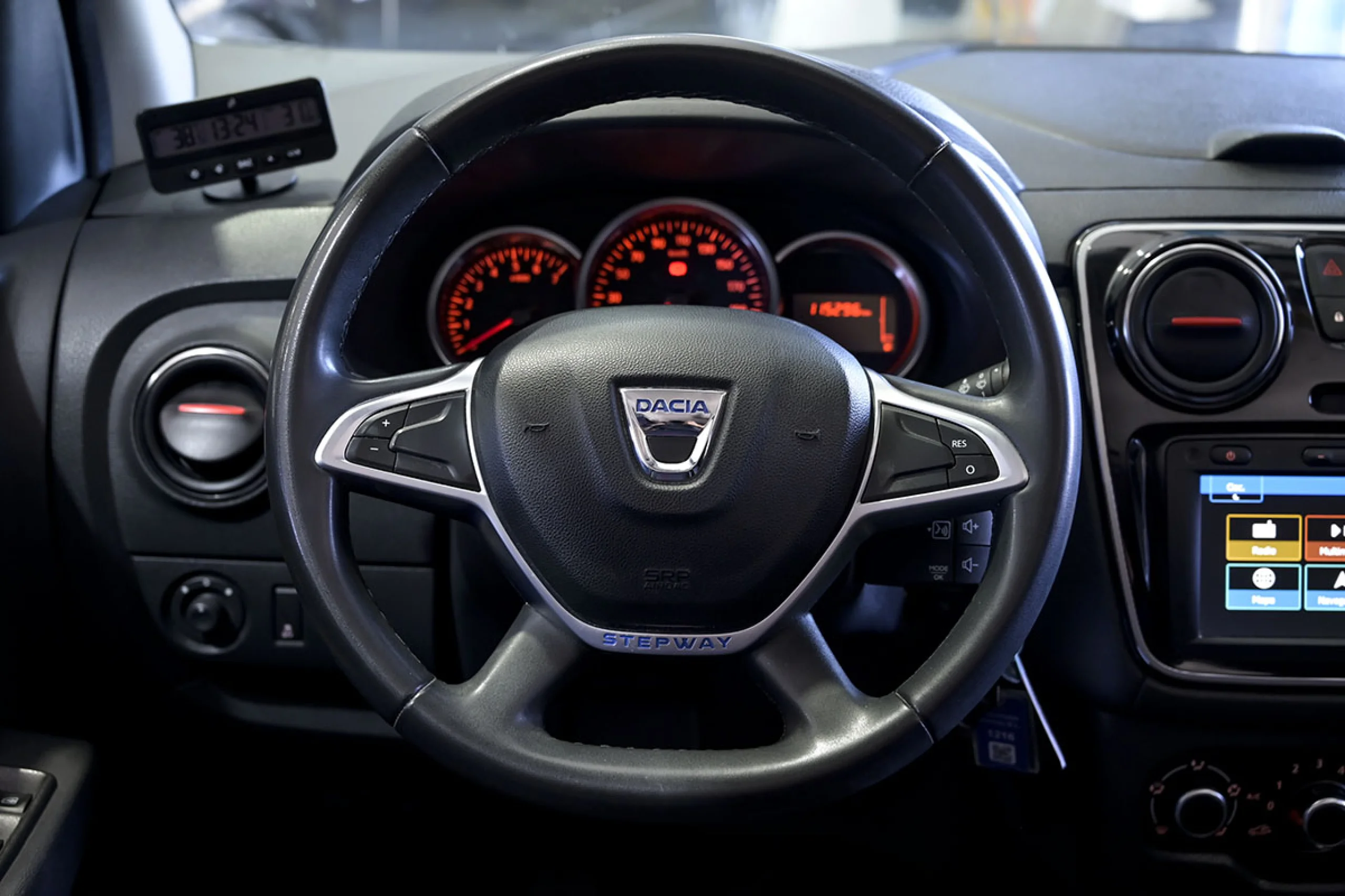 Dacia Lodgy SL Xplore Blue dCi 85kW115CV 5Pl  18 - Foto 27