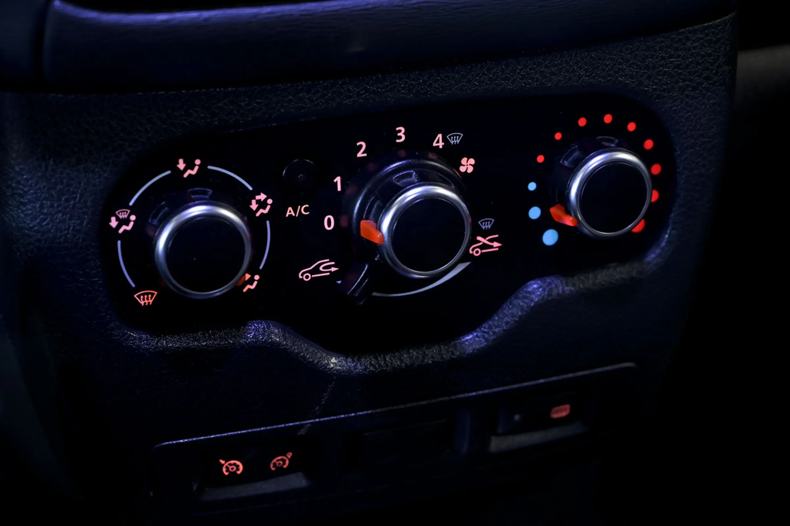 Dacia Lodgy SL Xplore Blue dCi 85kW115CV 5Pl  18 - Foto 30