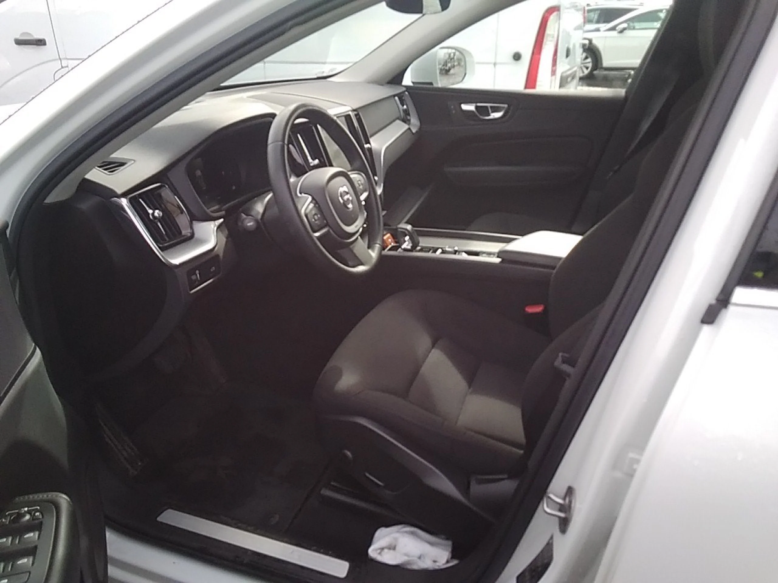 Volvo XC 60 XC60 2.0 B4 D Momentum Pro Auto - Foto 7