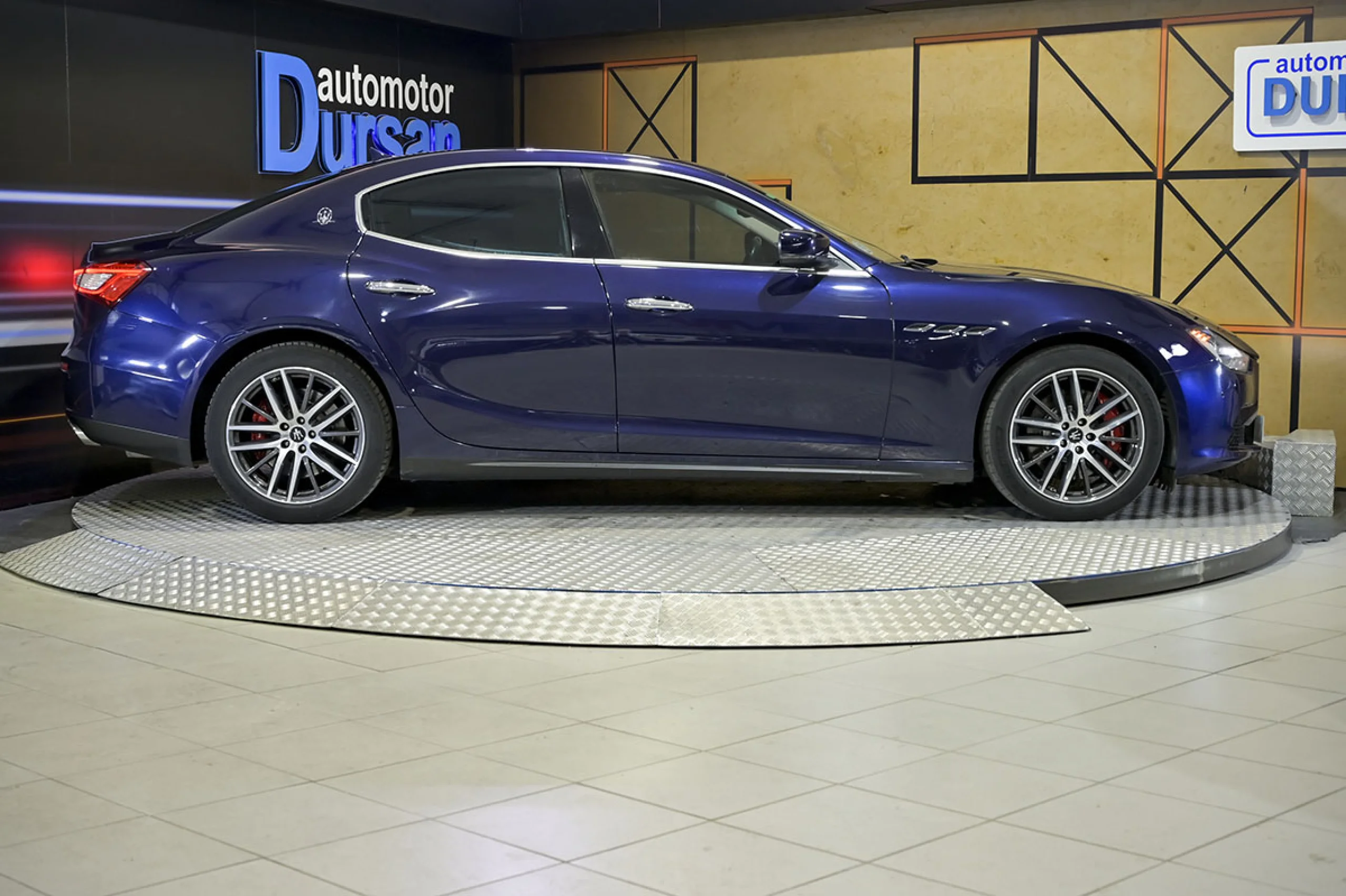 Maserati Ghibli S Q4 3.0 V6 BT 410cv AWD - Foto 21