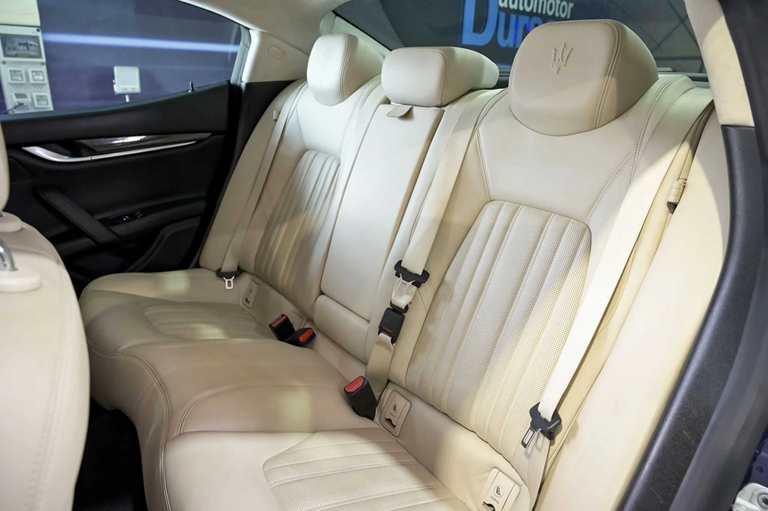 Maserati Ghibli S Q4 3.0 V6 BT 410cv AWD - Foto 17