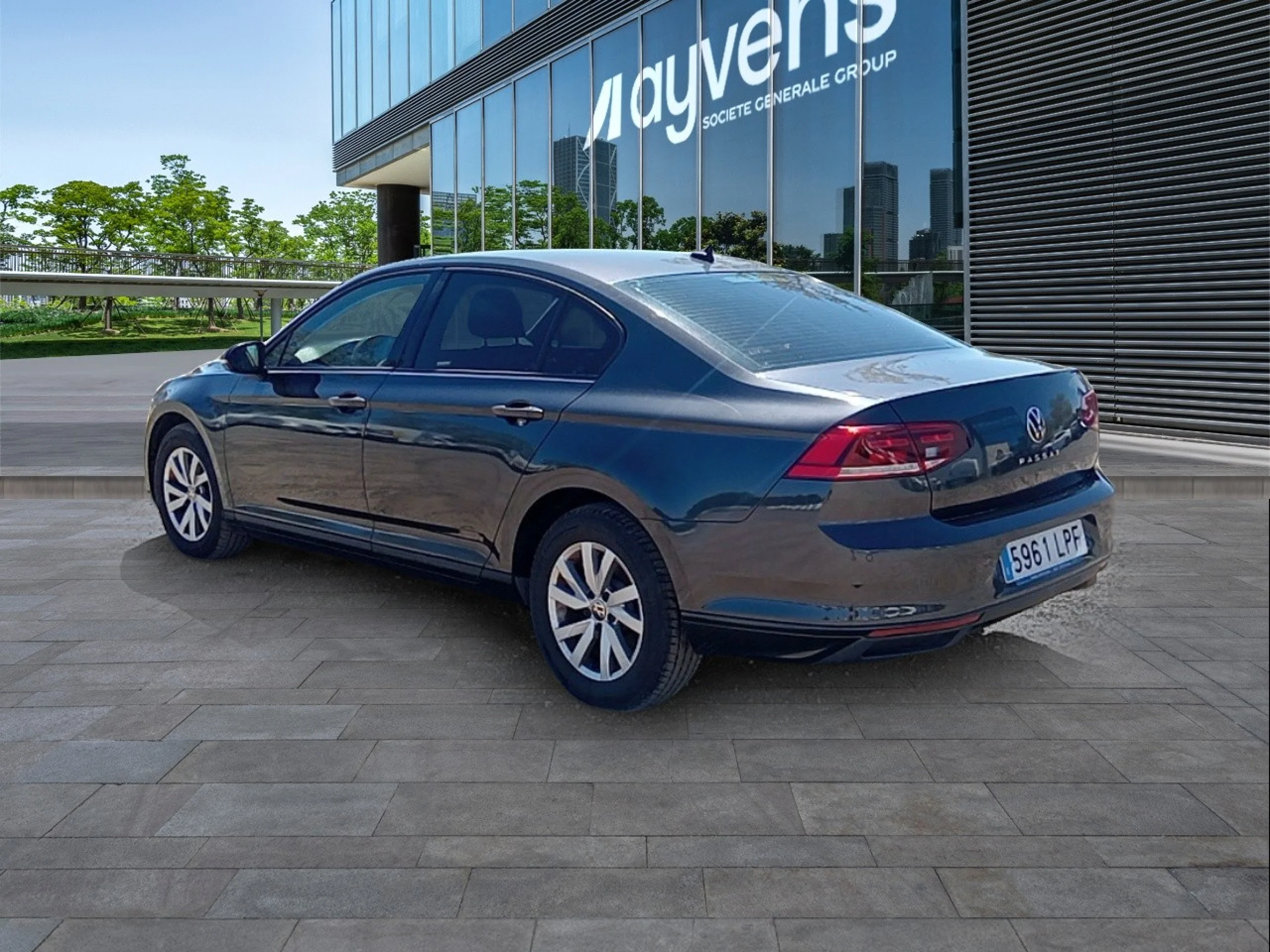 Volkswagen Passat Business 2.0 TDI 110kW (150CV) - Foto 6
