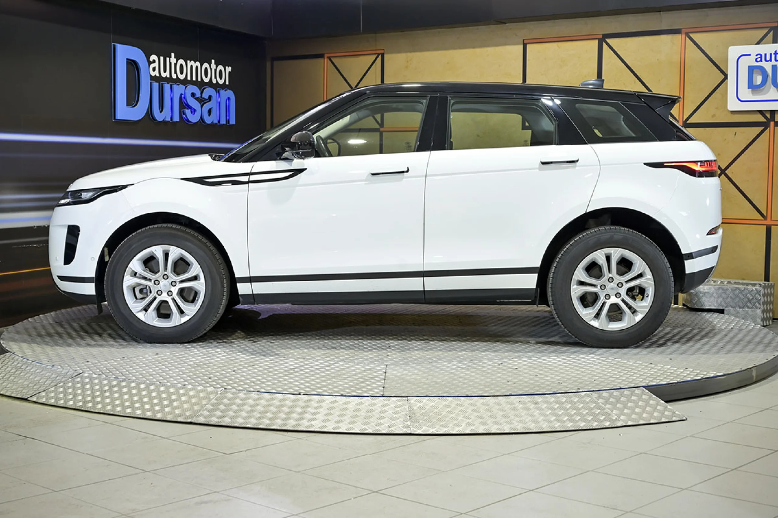 Land Rover Range Rover Evoque 2.0 D163 S AUTO 4WD MHEV - Foto 19
