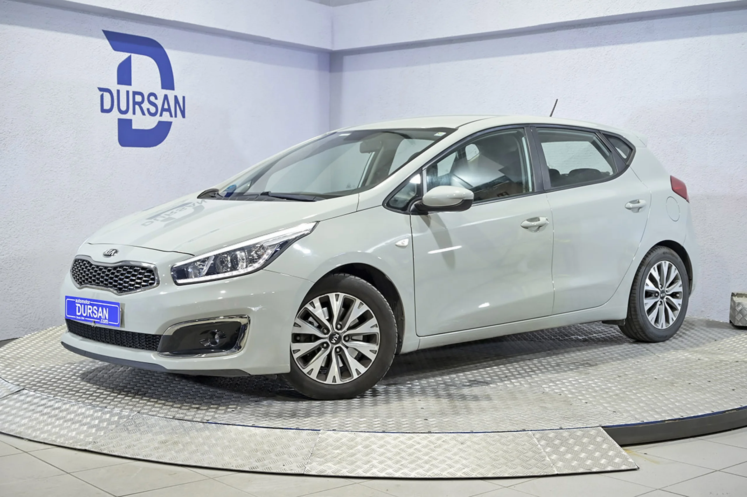 Kia Ceed cee d 1.4 CVVT 74kW 100CV Drive - Foto 1