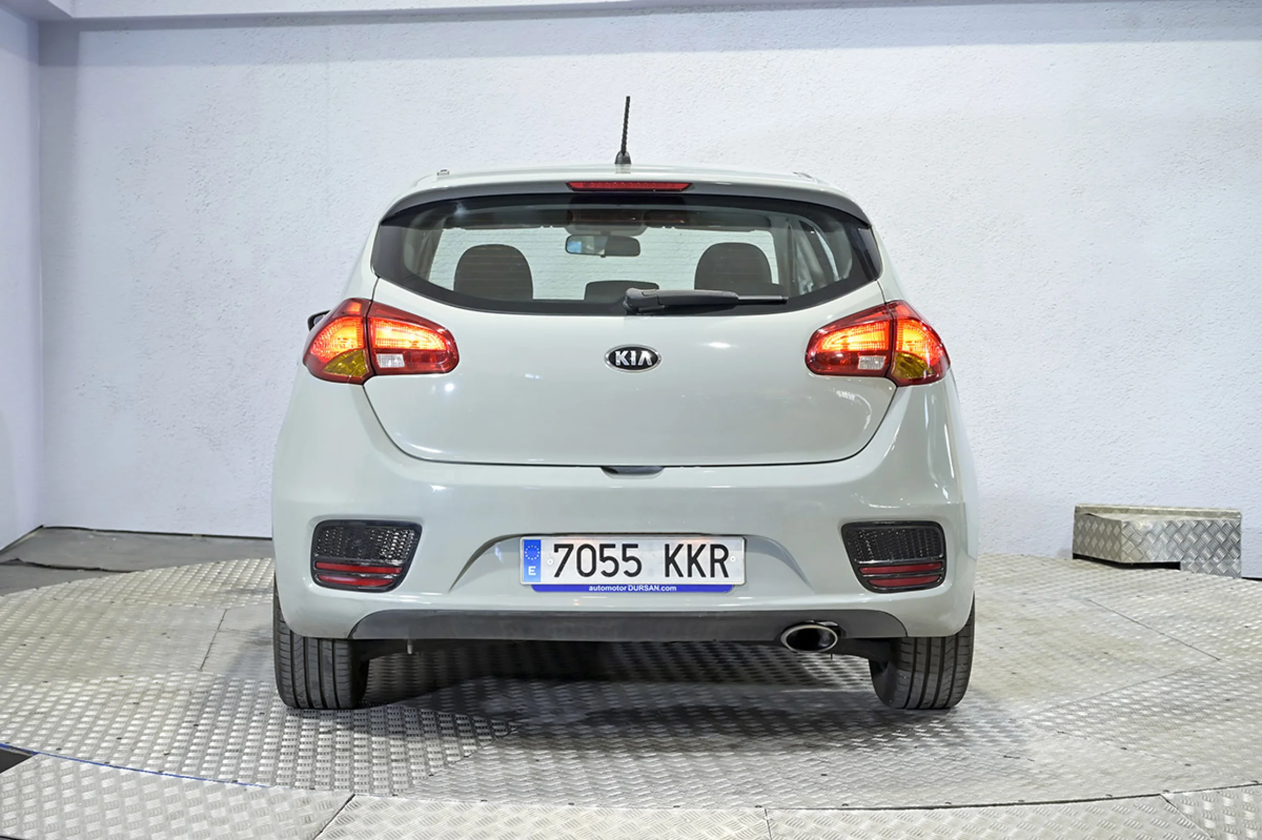 Kia Ceed cee d 1.4 CVVT 74kW 100CV Drive - Foto 12
