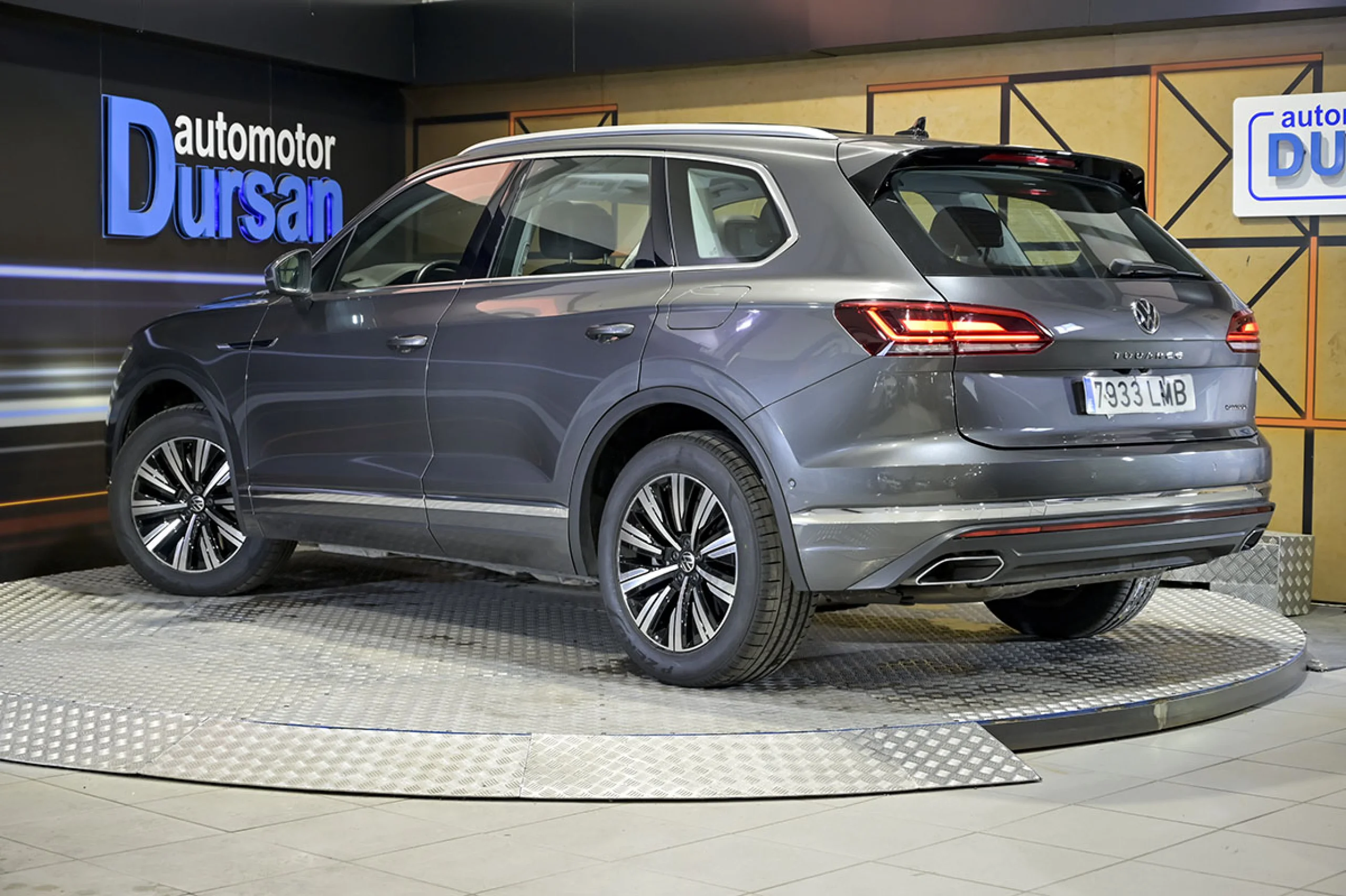 Volkswagen Touareg eHybrid Eleg 3.0 V6 TSI 280kW Tip 4M - Foto 4