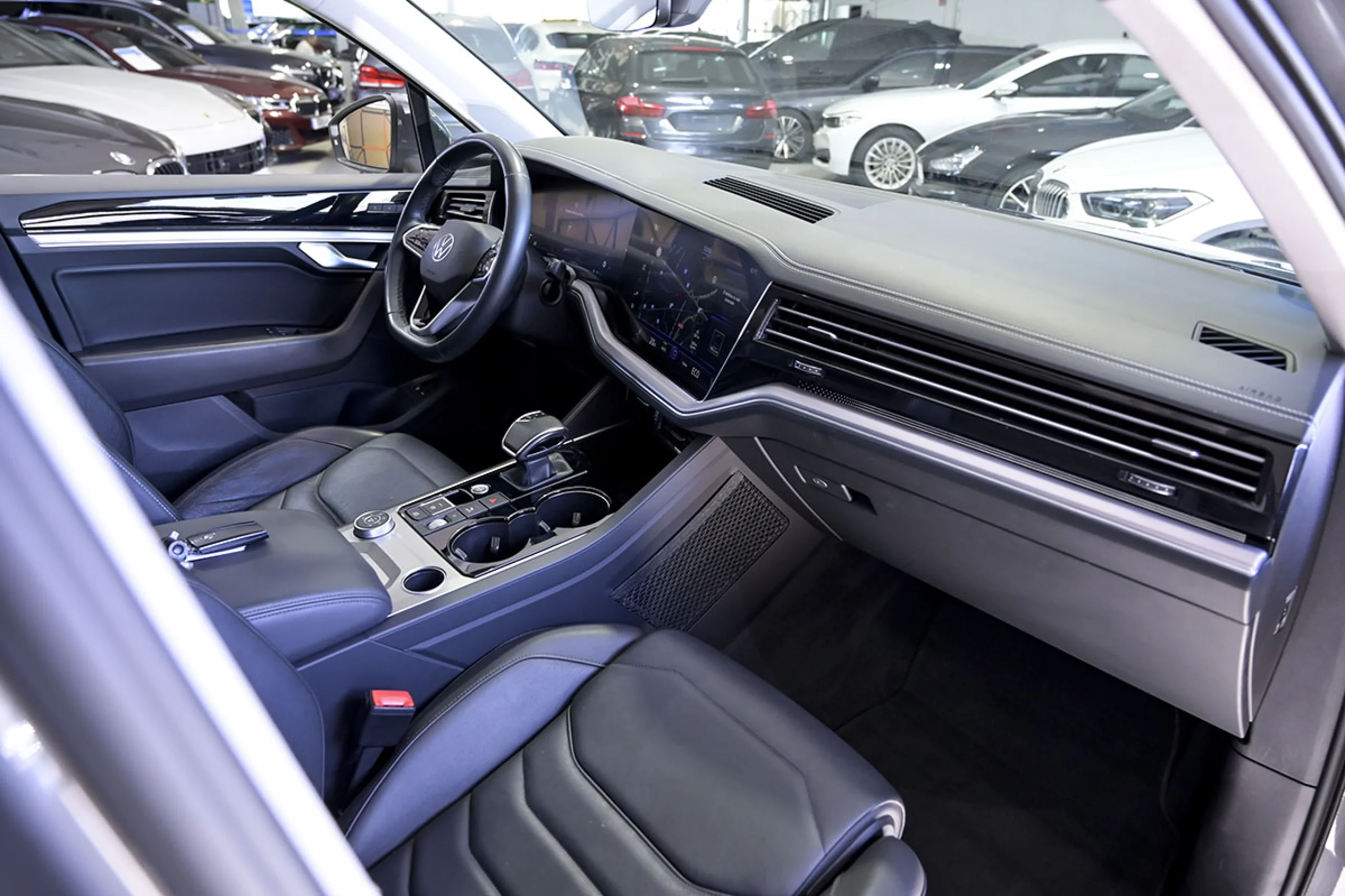 Volkswagen Touareg eHybrid Eleg 3.0 V6 TSI 280kW Tip 4M - Foto 34