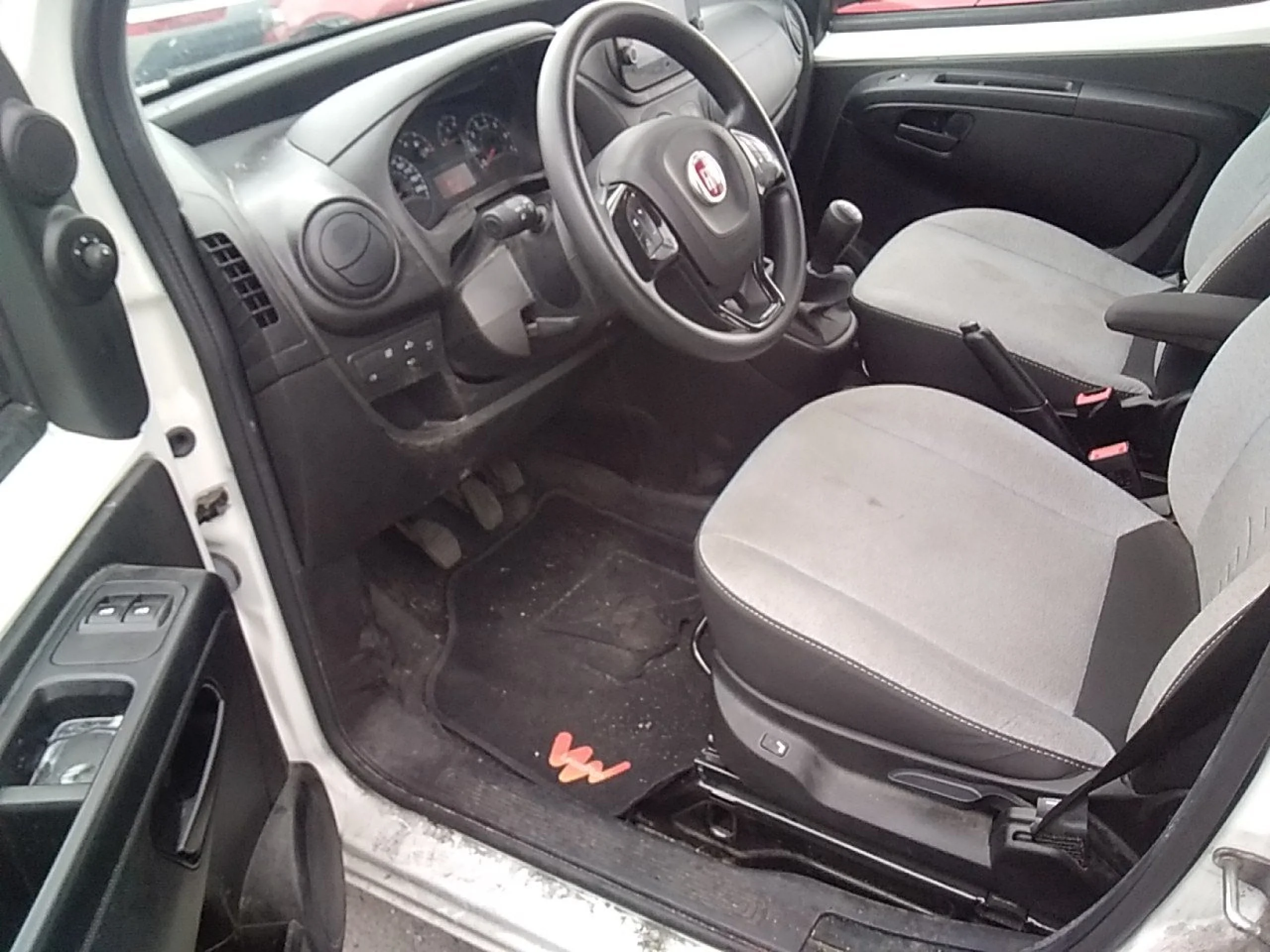 Fiat Fiorino Combi SX N1 1.3 Mjet 70kW (95CV) - Foto 7