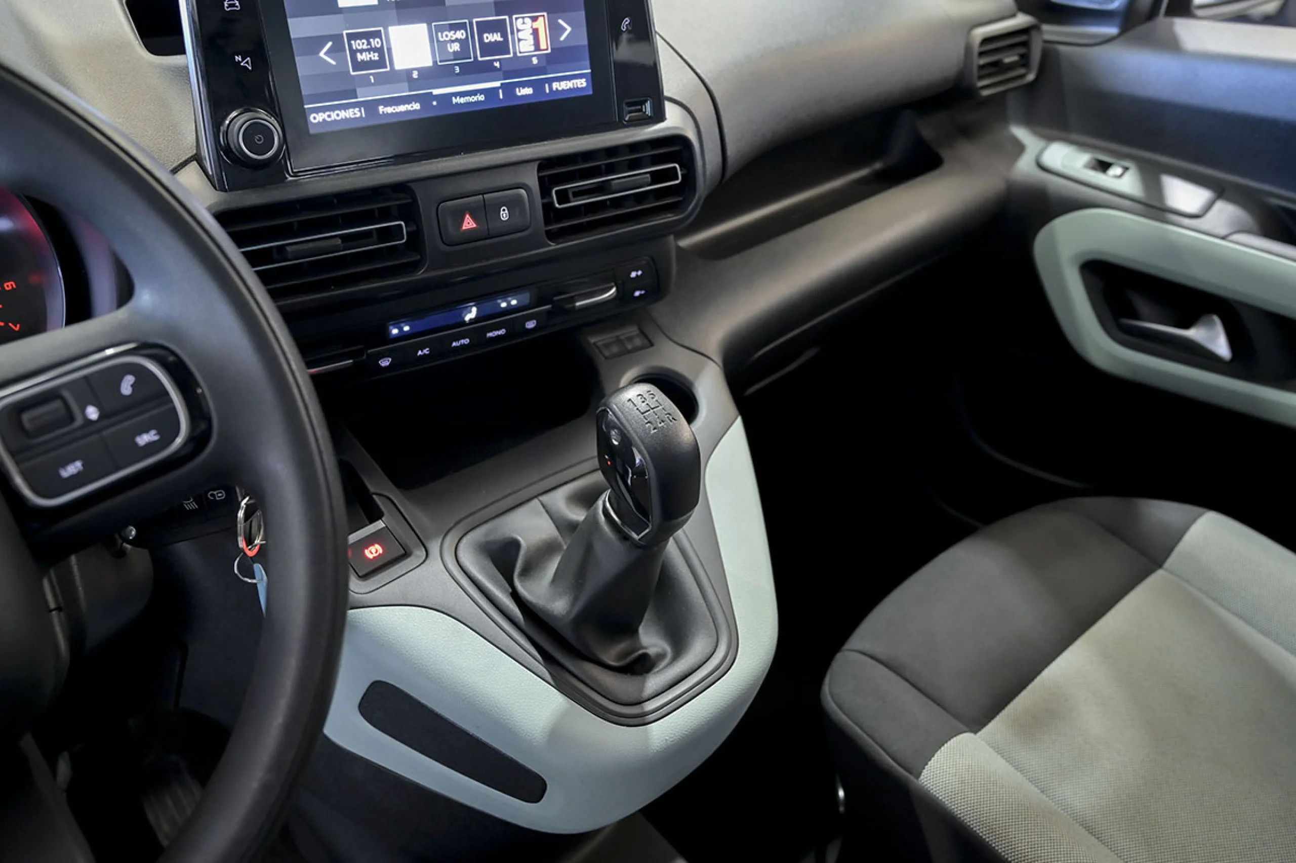 Citroen Berlingo Talla M BlueHDi 100 SS 100 ANOS - Foto 23