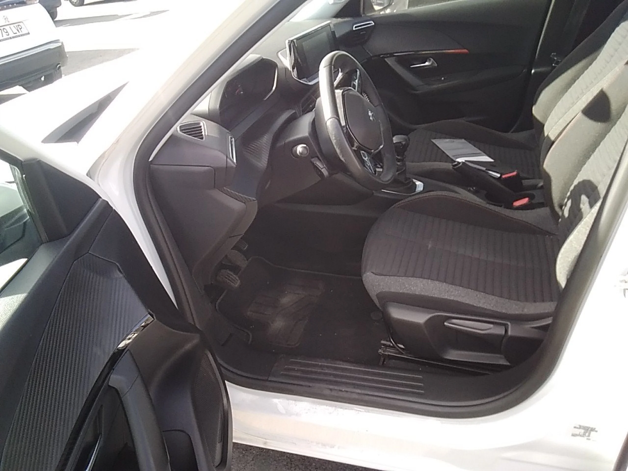 Peugeot 2008 Active Pack BlueHDI 81kW (110CV) - Foto 7