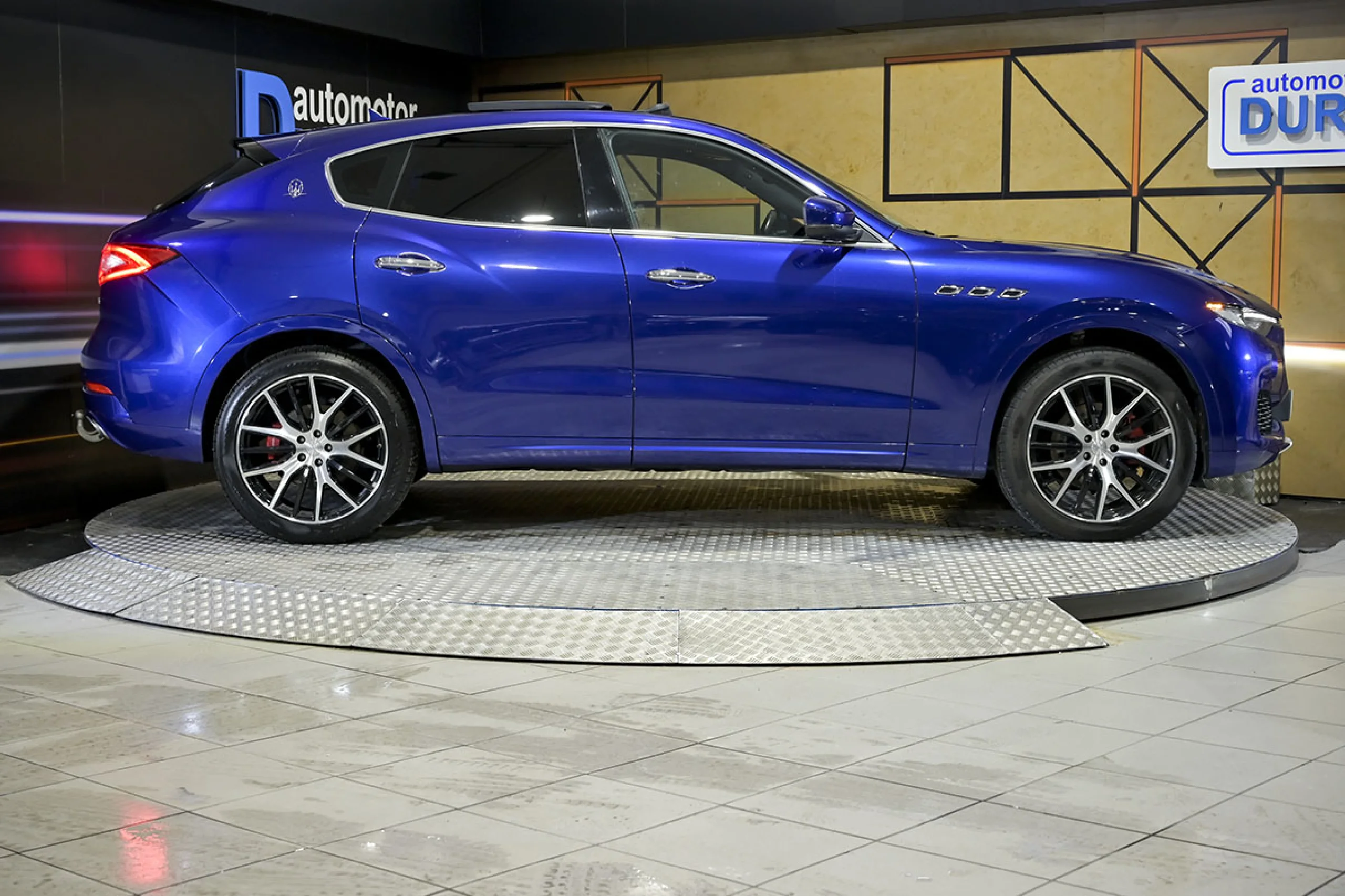 Maserati Levante V6 275 HP D AWD - Foto 20