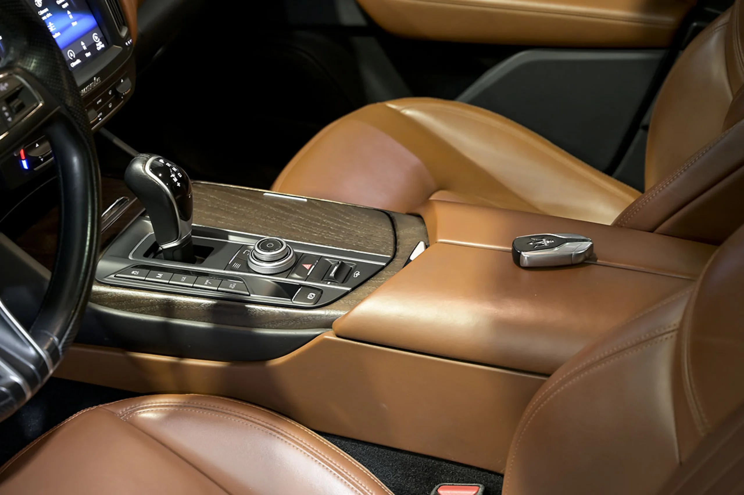 Maserati Levante V6 275 HP D AWD - Foto 32