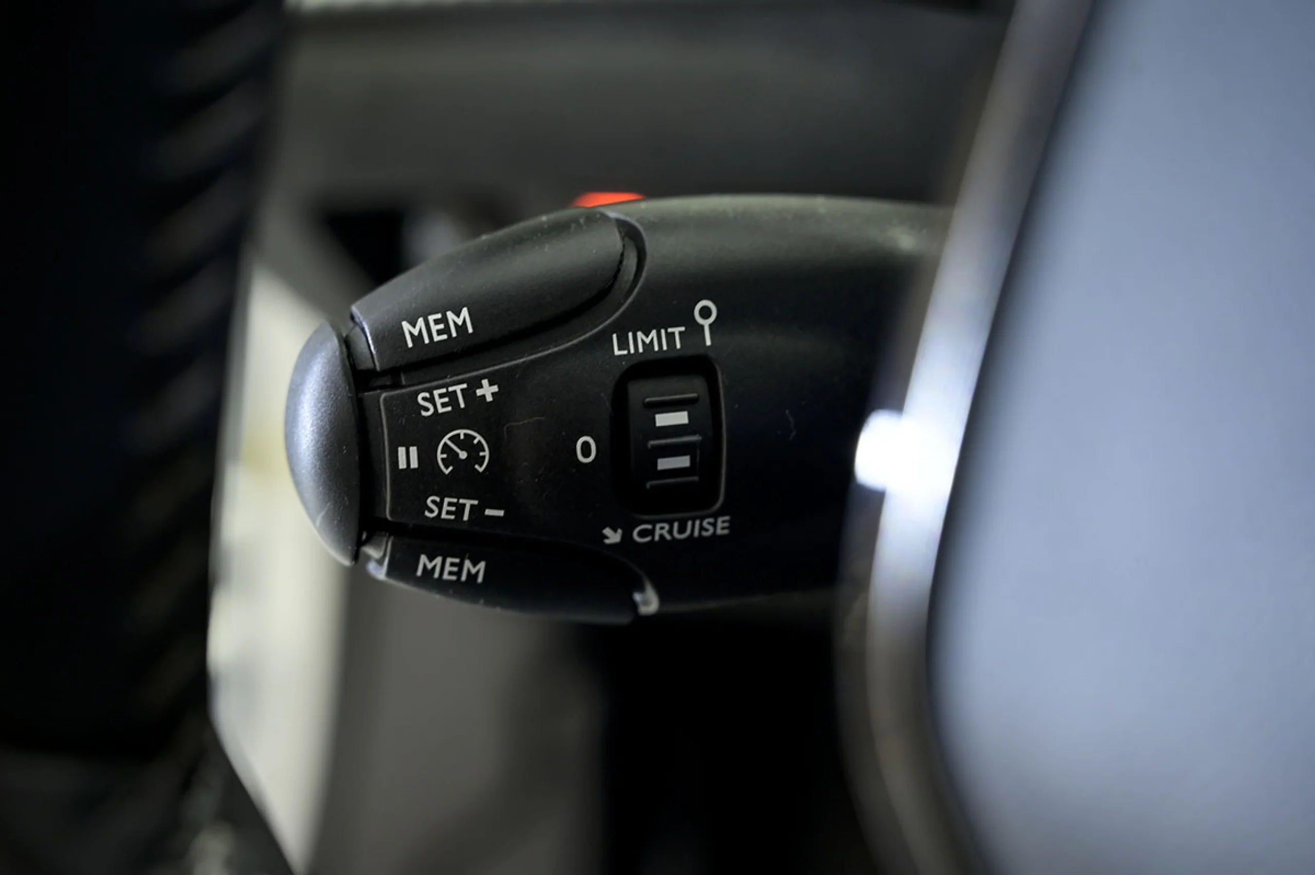 Peugeot 2008 Active BlueHDI 81kW 110CV - Foto 24