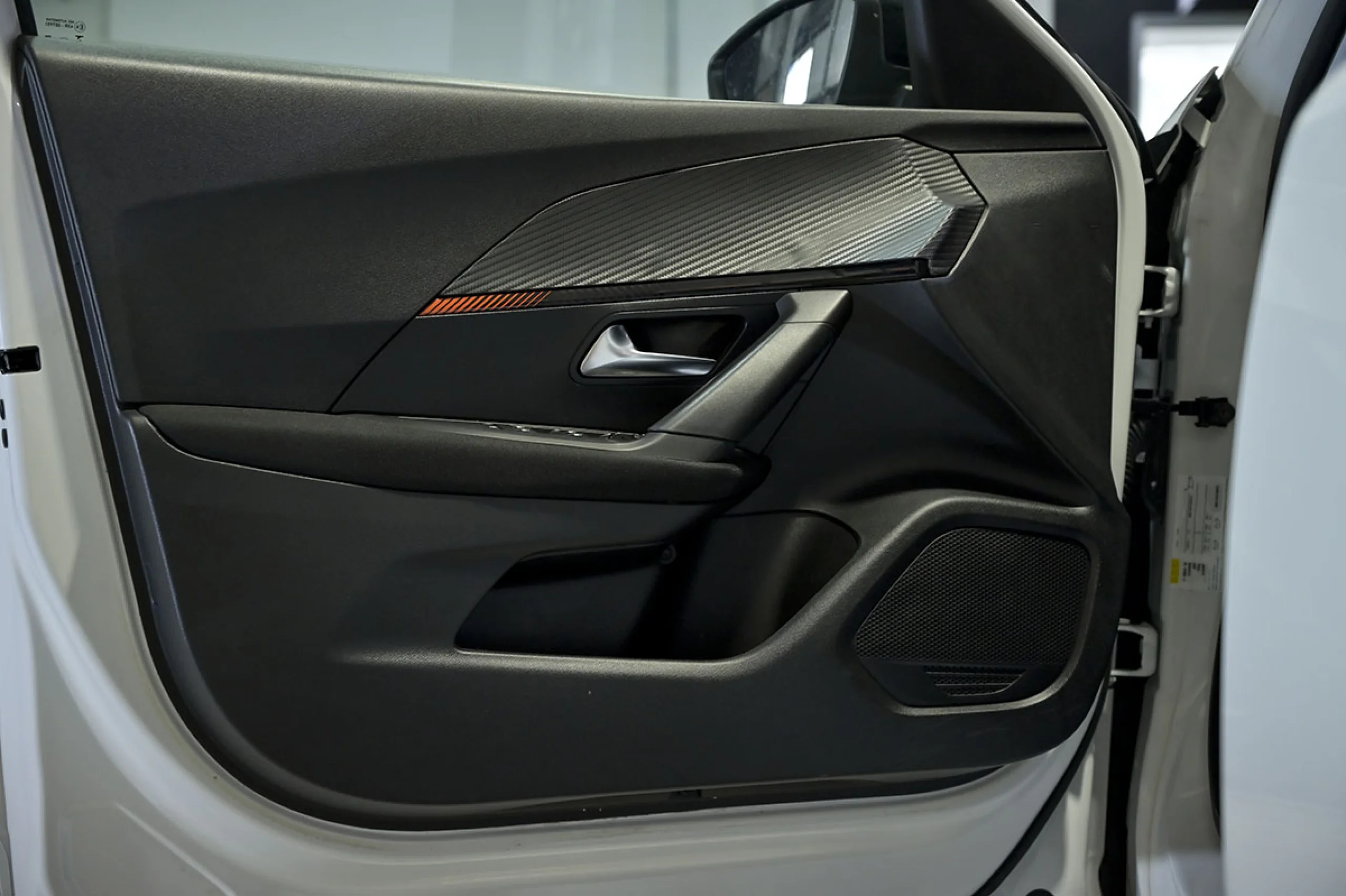 Peugeot 2008 Active BlueHDI 81kW 110CV - Foto 20