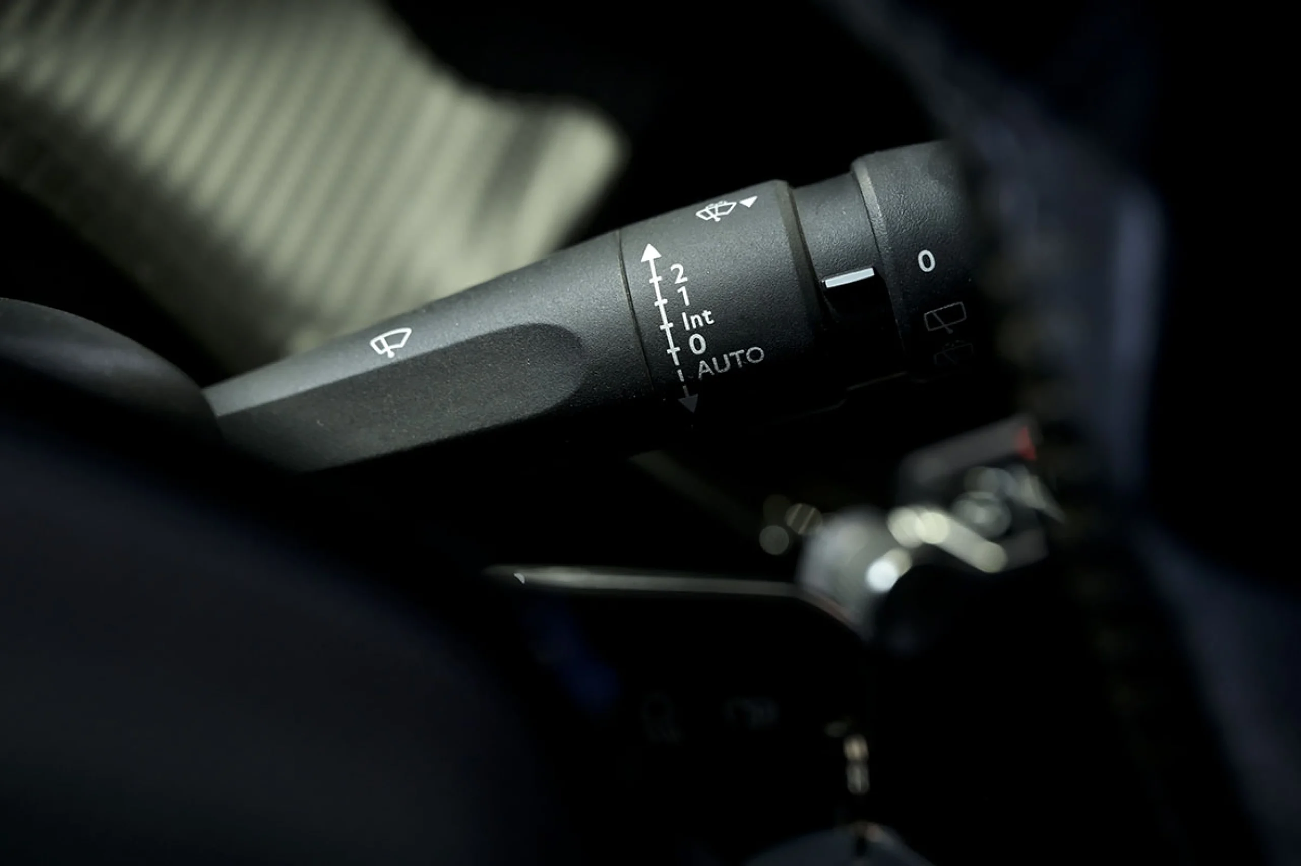 Peugeot 2008 Active BlueHDI 81kW 110CV - Foto 26