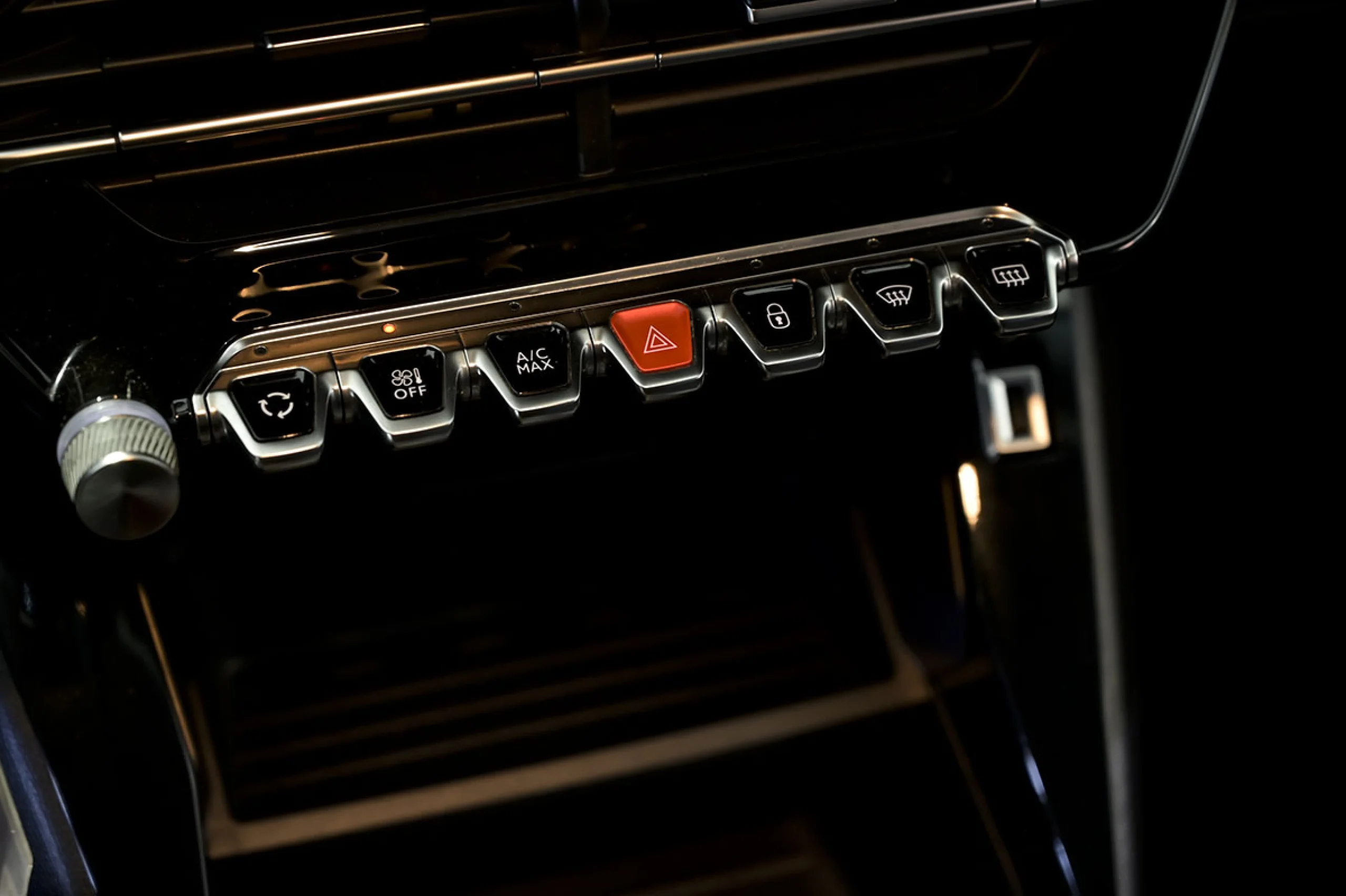 Peugeot 2008 Active BlueHDI 81kW 110CV - Foto 32