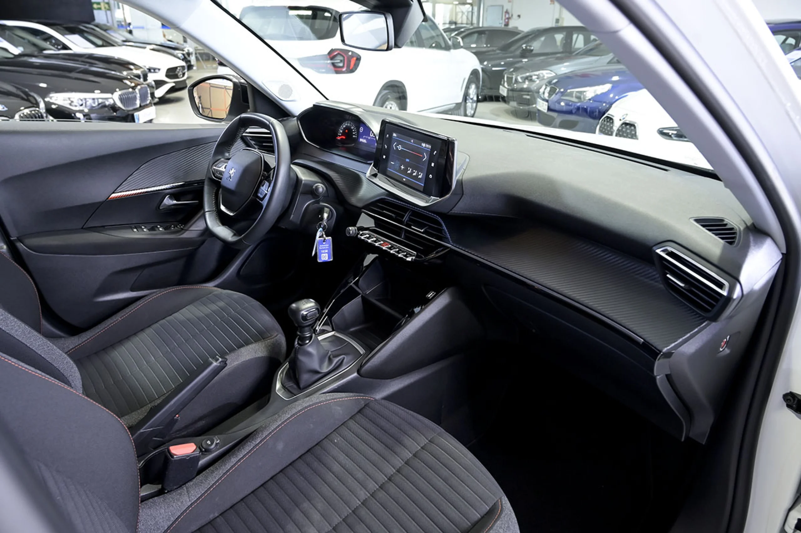 Peugeot 2008 Active BlueHDI 81kW 110CV - Foto 36