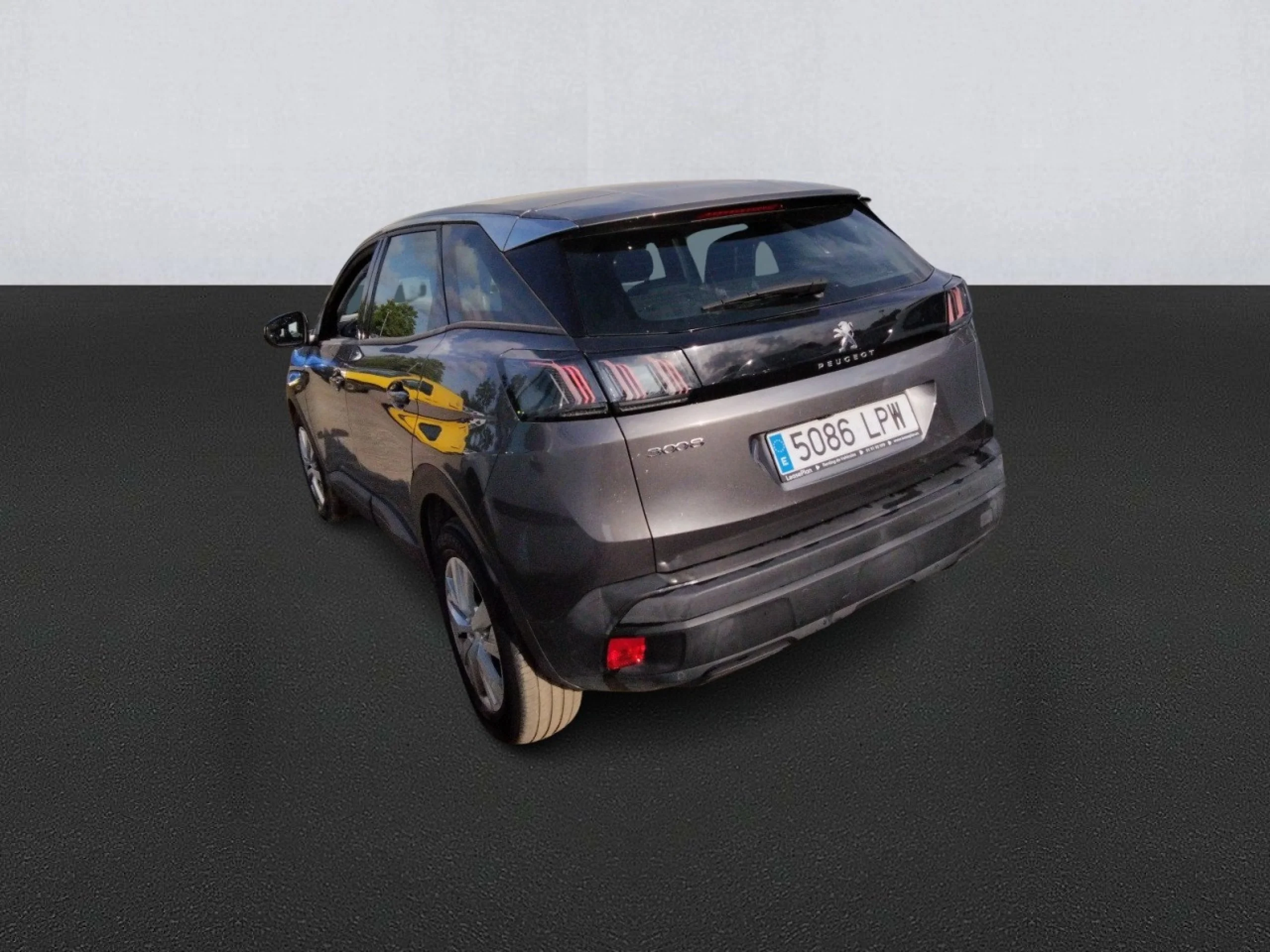 Peugeot 3008 1.5 BlueHDi 96kW (130CV) S&amp;S Active Pack - Foto 6