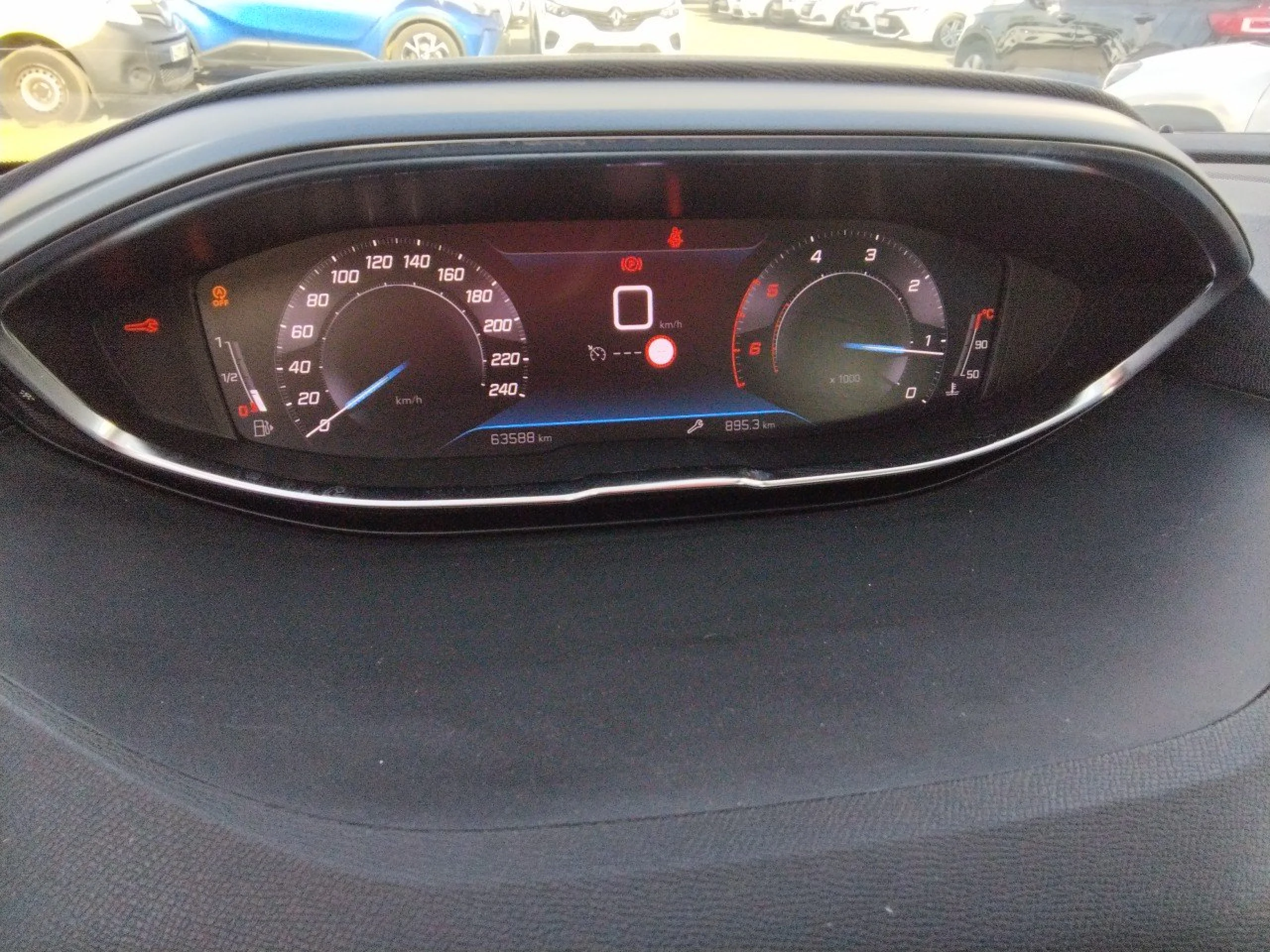 Peugeot 3008 1.5 BlueHDi 96kW (130CV) S&amp;S Active Pack - Foto 8