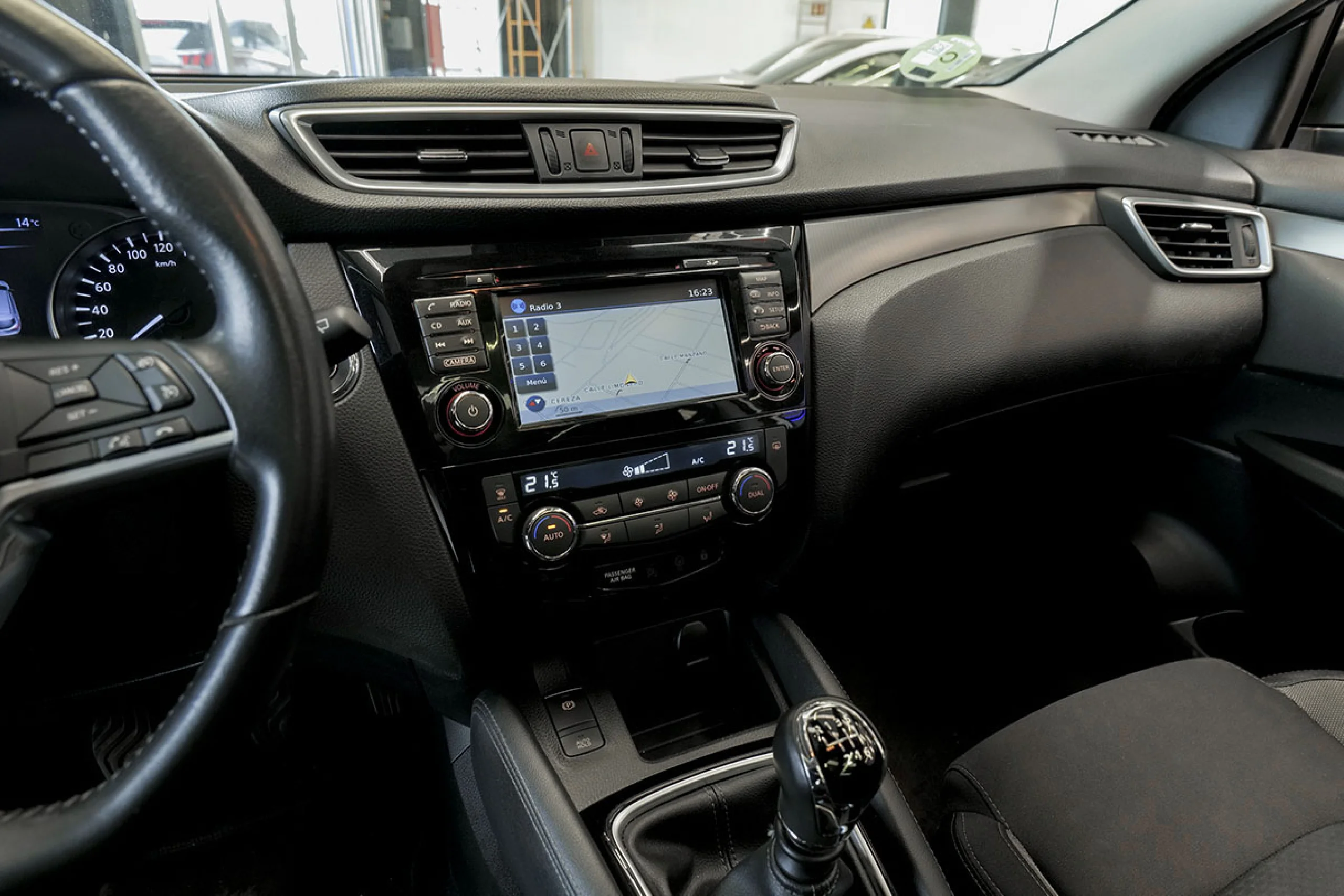 Nissan Qashqai DIGT 85 kW 115 CV NCONNECTA - Foto 22