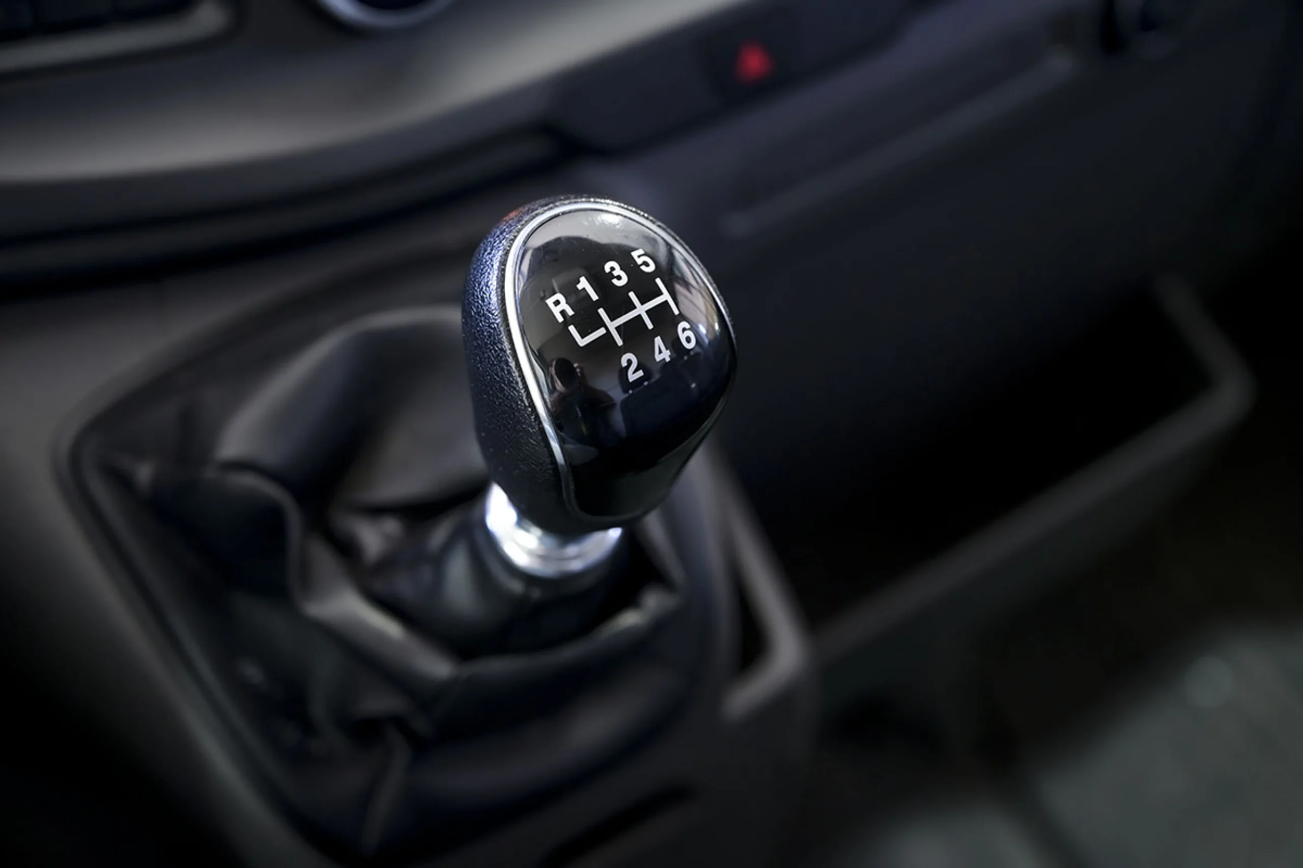 Ford Transit 350 96kW L2H2 Van Trend FWD MHEV - Foto 34