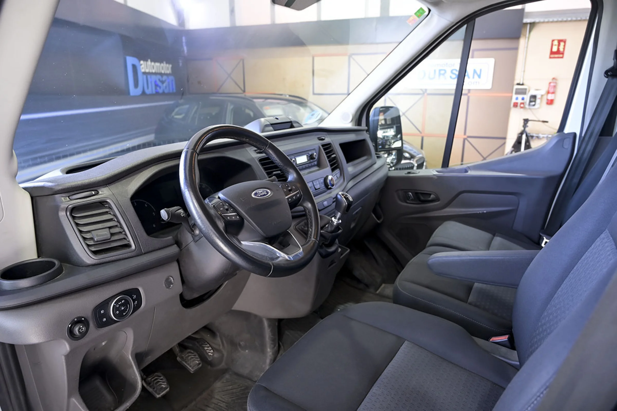 Ford Transit 350 96kW L2H2 Van Trend FWD MHEV - Foto 4