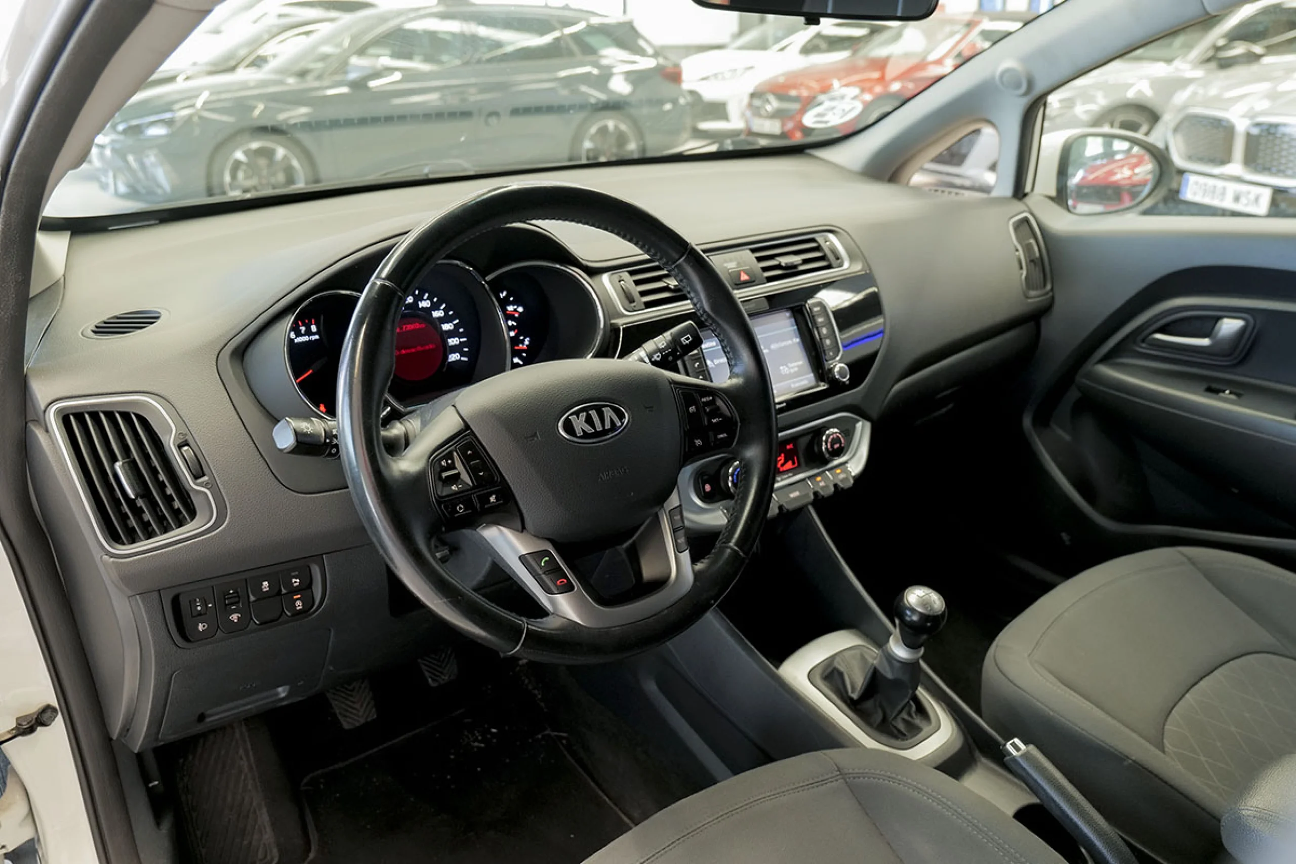 Kia Rio 1.2 CVVT Tech - Foto 4