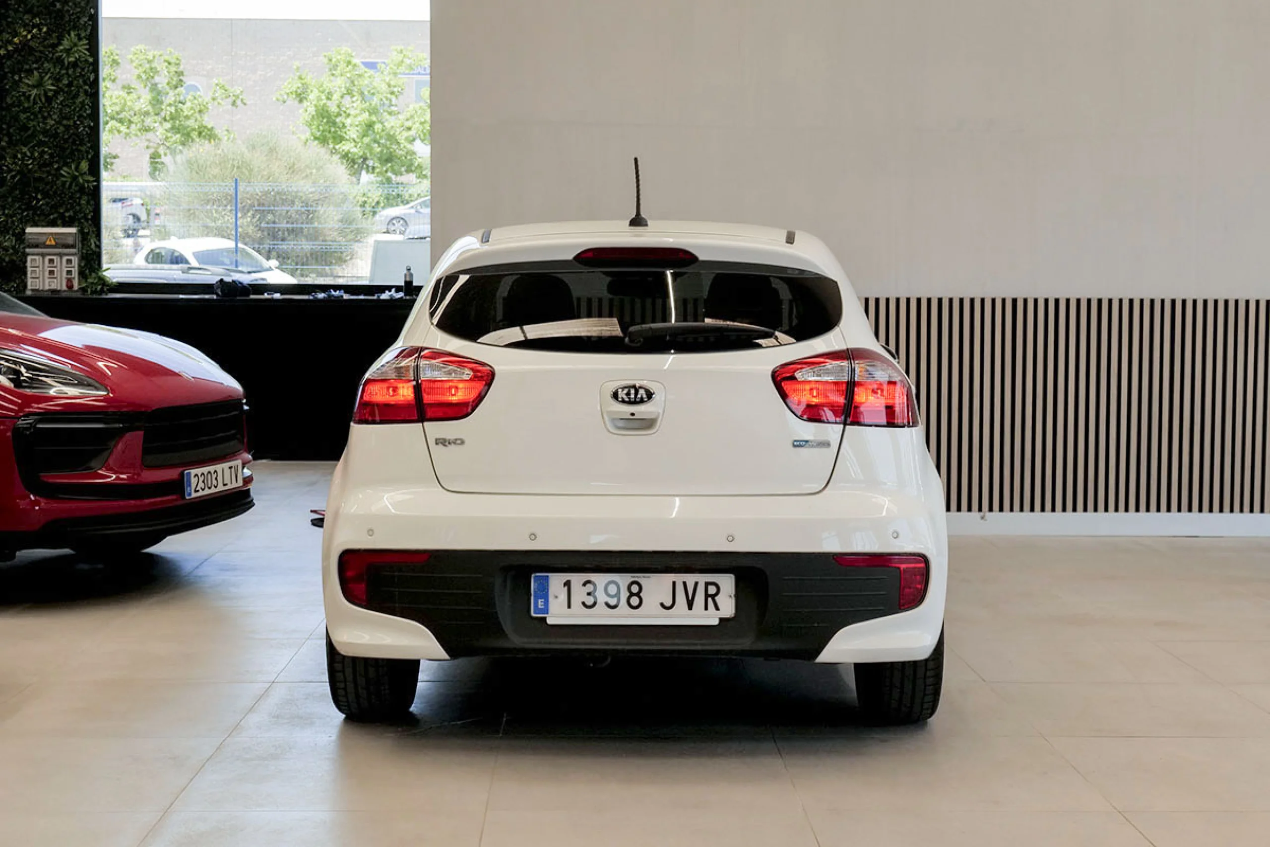 Kia Rio 1.2 CVVT Tech - Foto 10